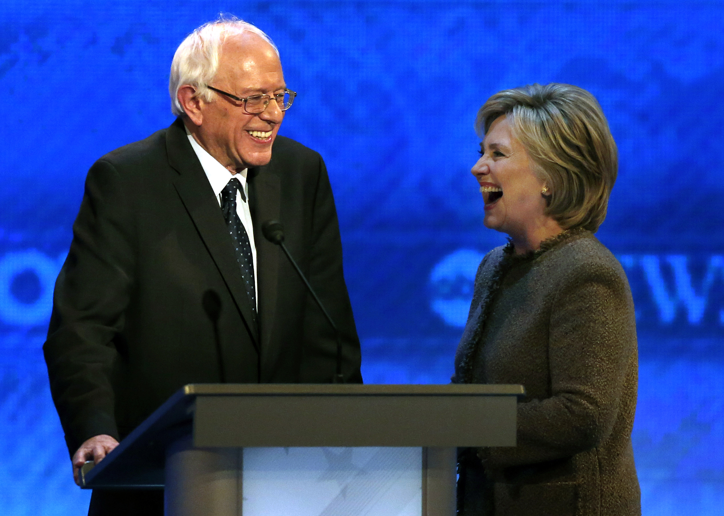 Clinton, Sanders agree to four more debates