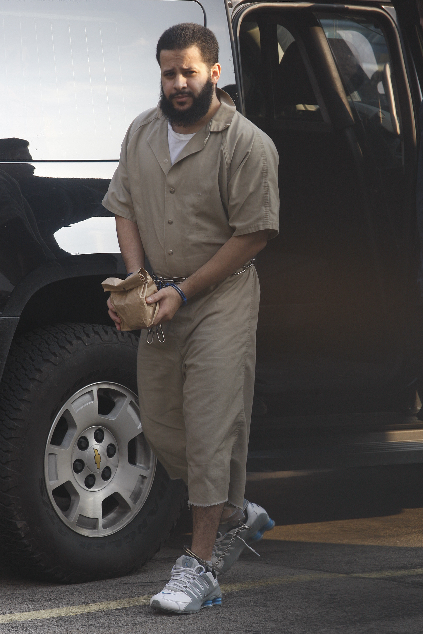 NY man denies plotting to aid Islamic State group