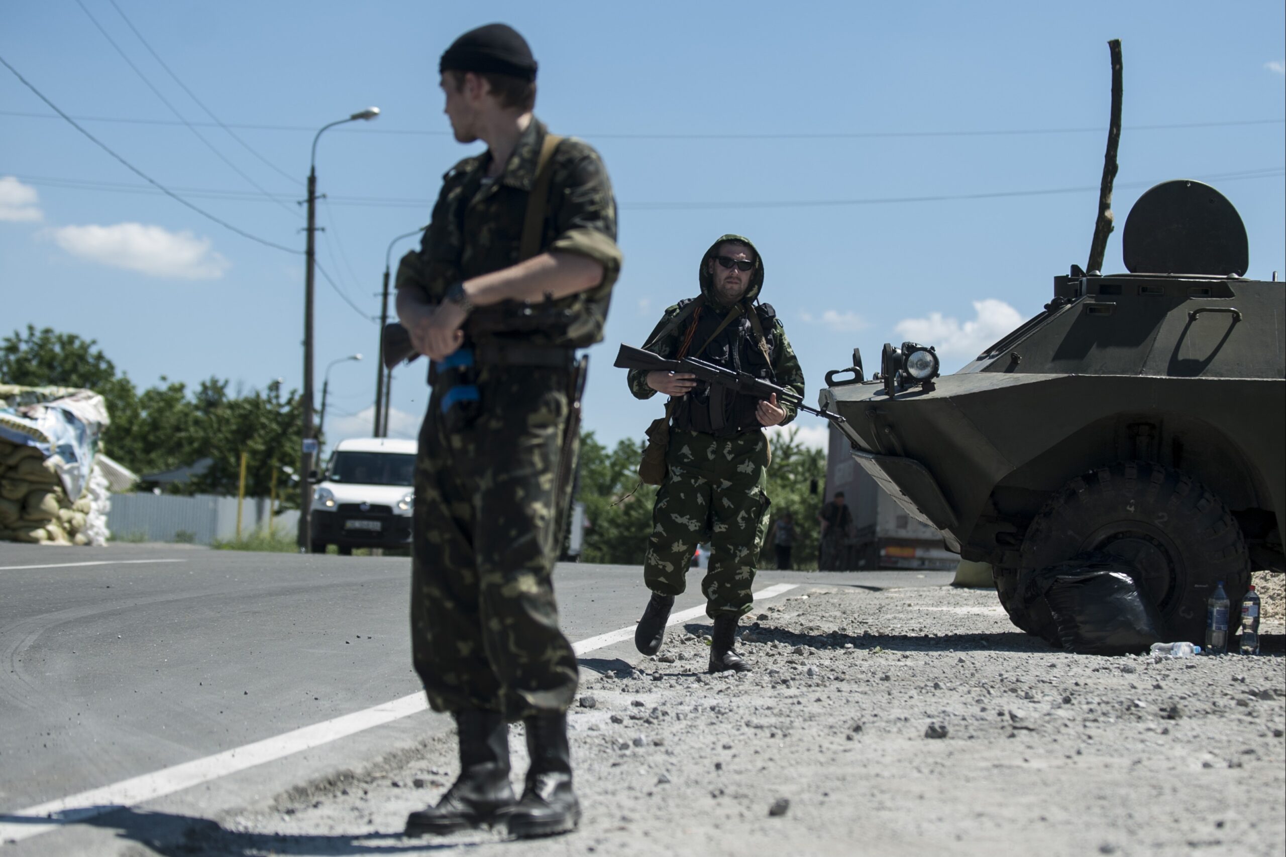 Ukraine president orders civilian corridor in east