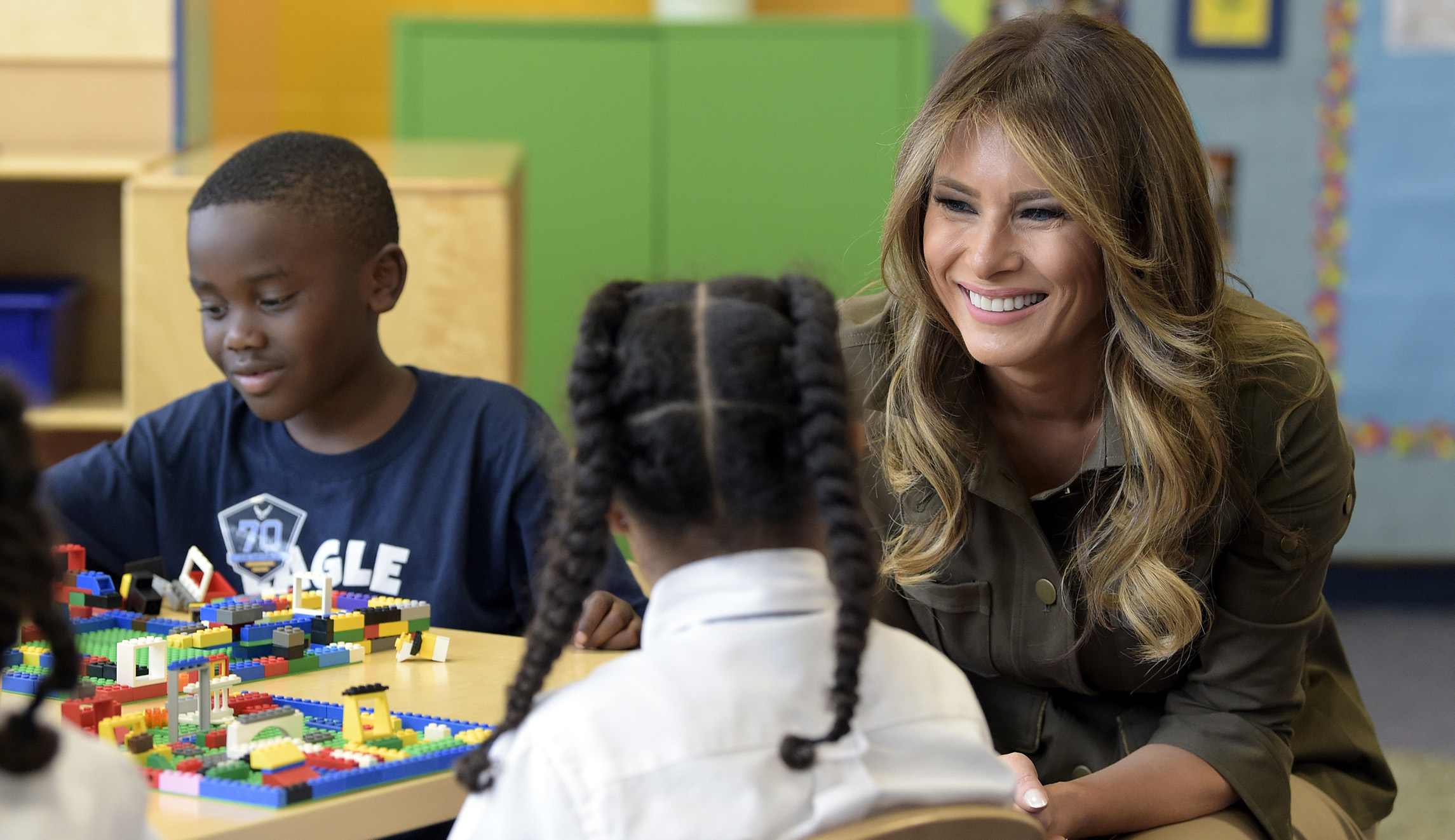 Melania jokes with kids about Trump’s dancing skills