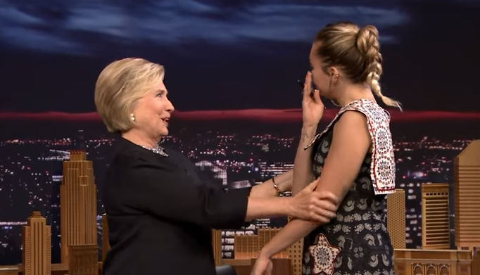 Things got emotional when singer and actress Miley Cyrus appeared to share her thank you note with Hillary Clinton. (Screen shot)