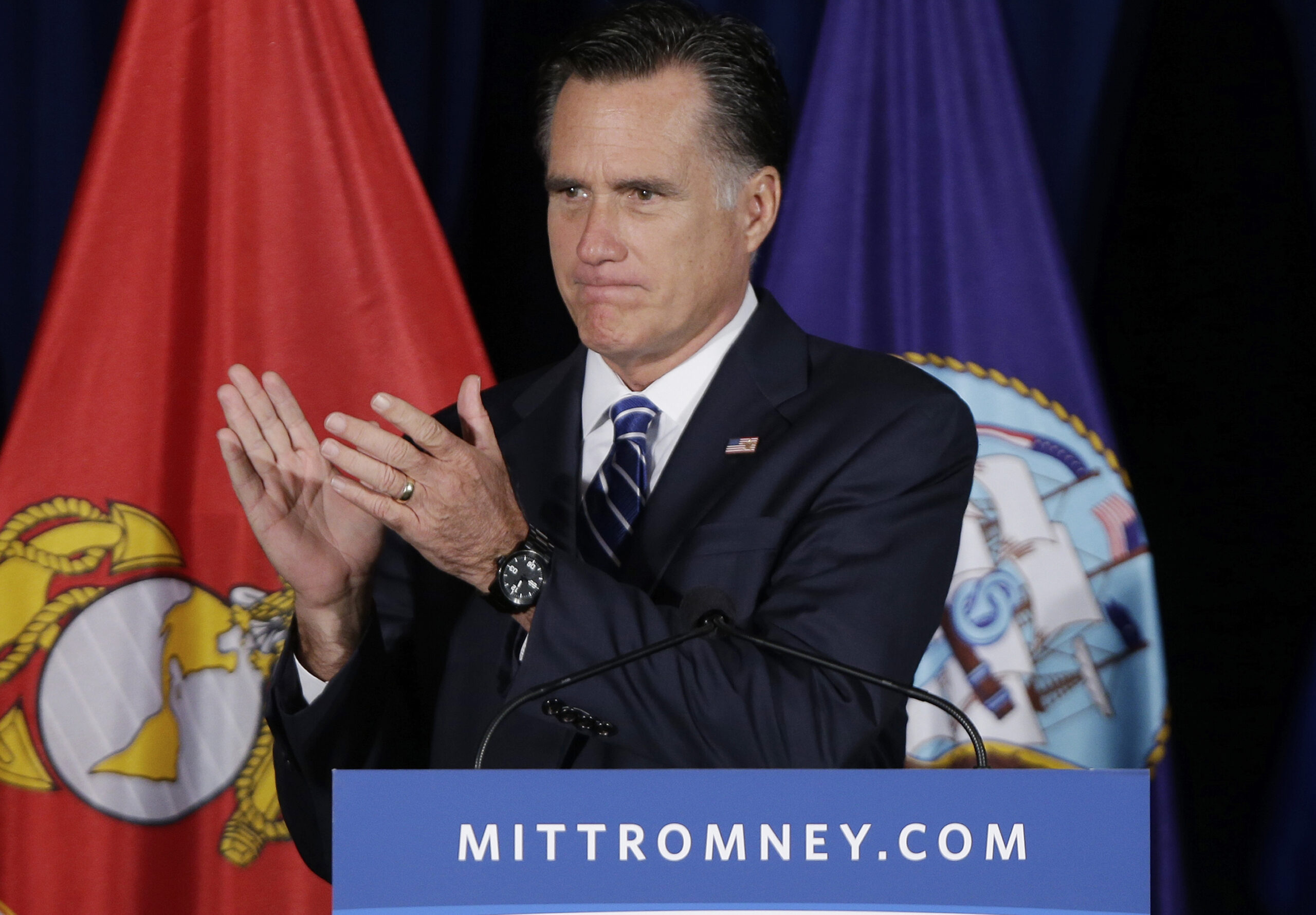 Obama, Romney court military vote in Virginia