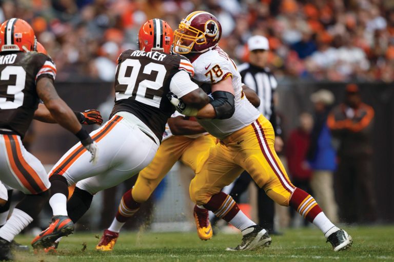 Rick Osentoski/AP
Guard Kory Lichtensteiger, who signed a one-year tender last year after recovering from a torn ACL and MCL, received a five-year contract from the Redskins on Saturday night.