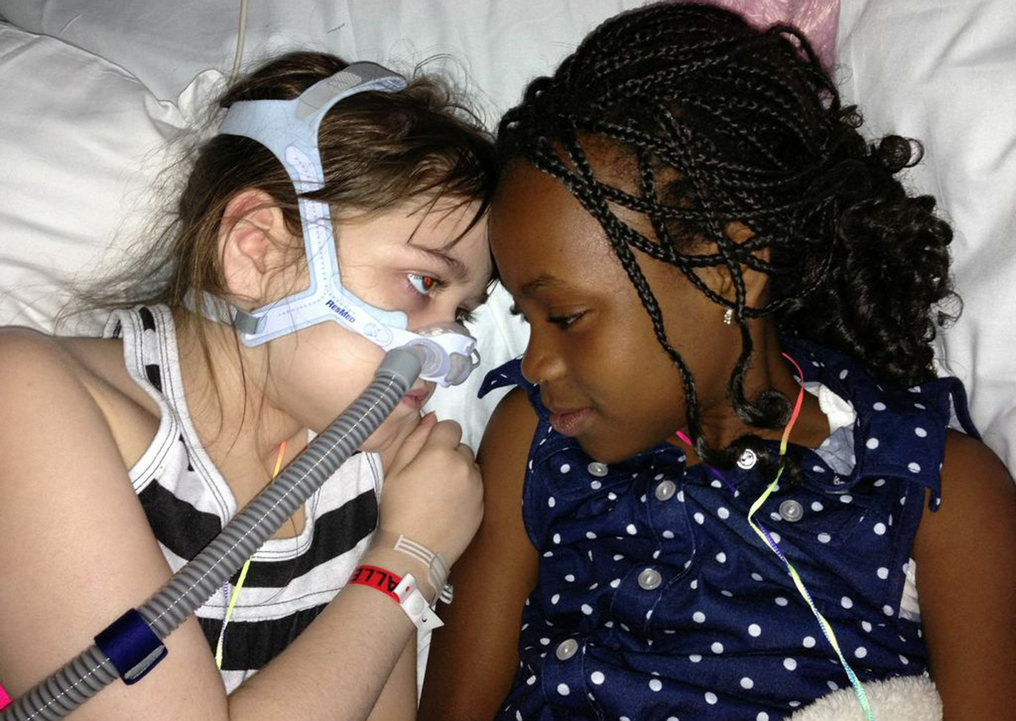 Pennsylvania girl gets on lung donor list; boy also sues