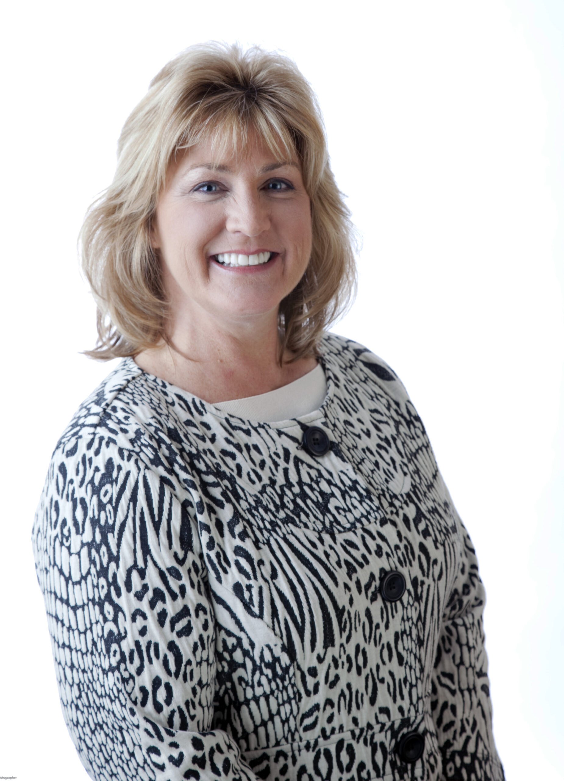 Want contracts? Work harder, women’s org. CEO says