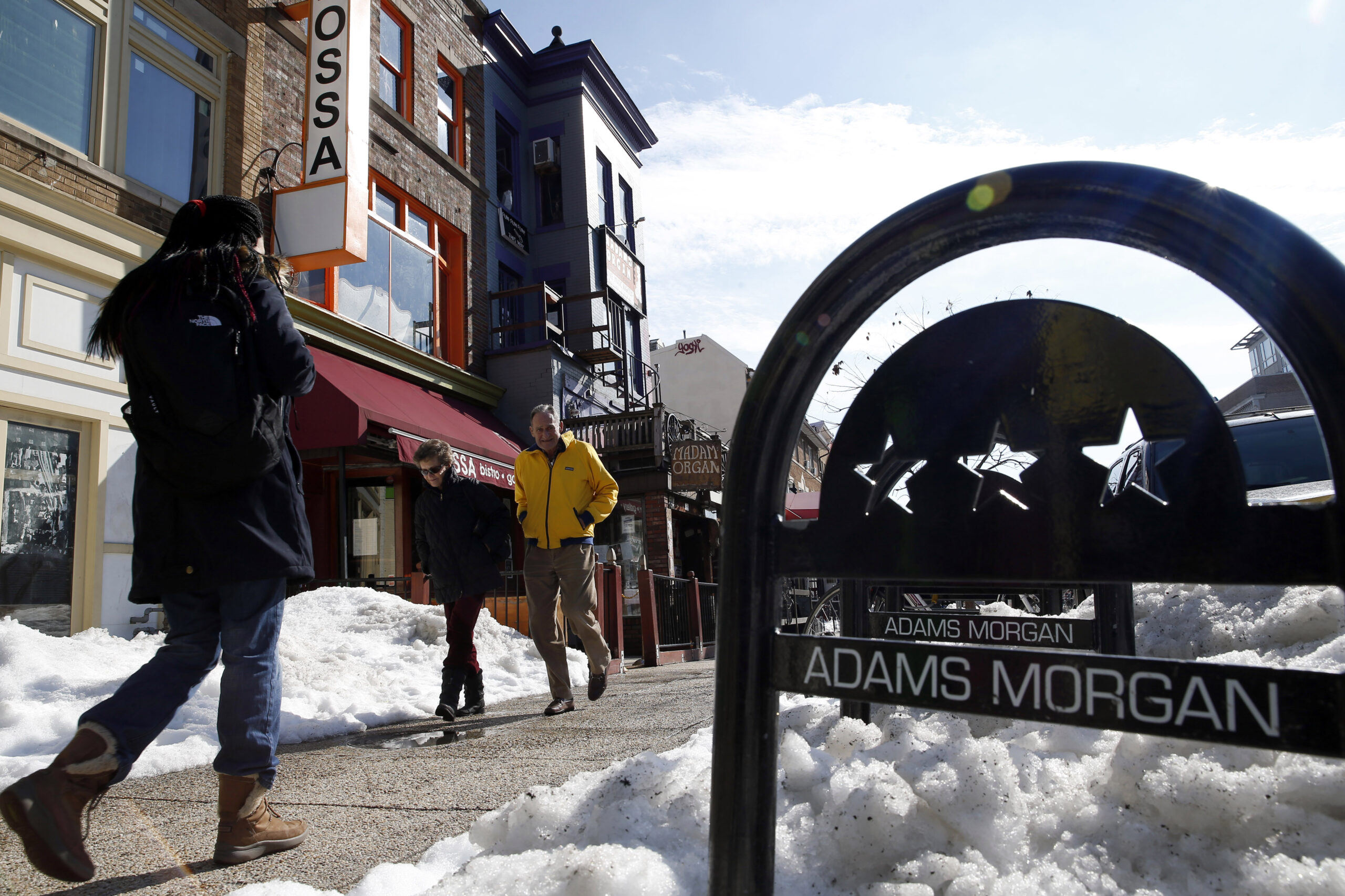 DC bartender gets 13,000 texts, 400 calls after C-SPAN screw up