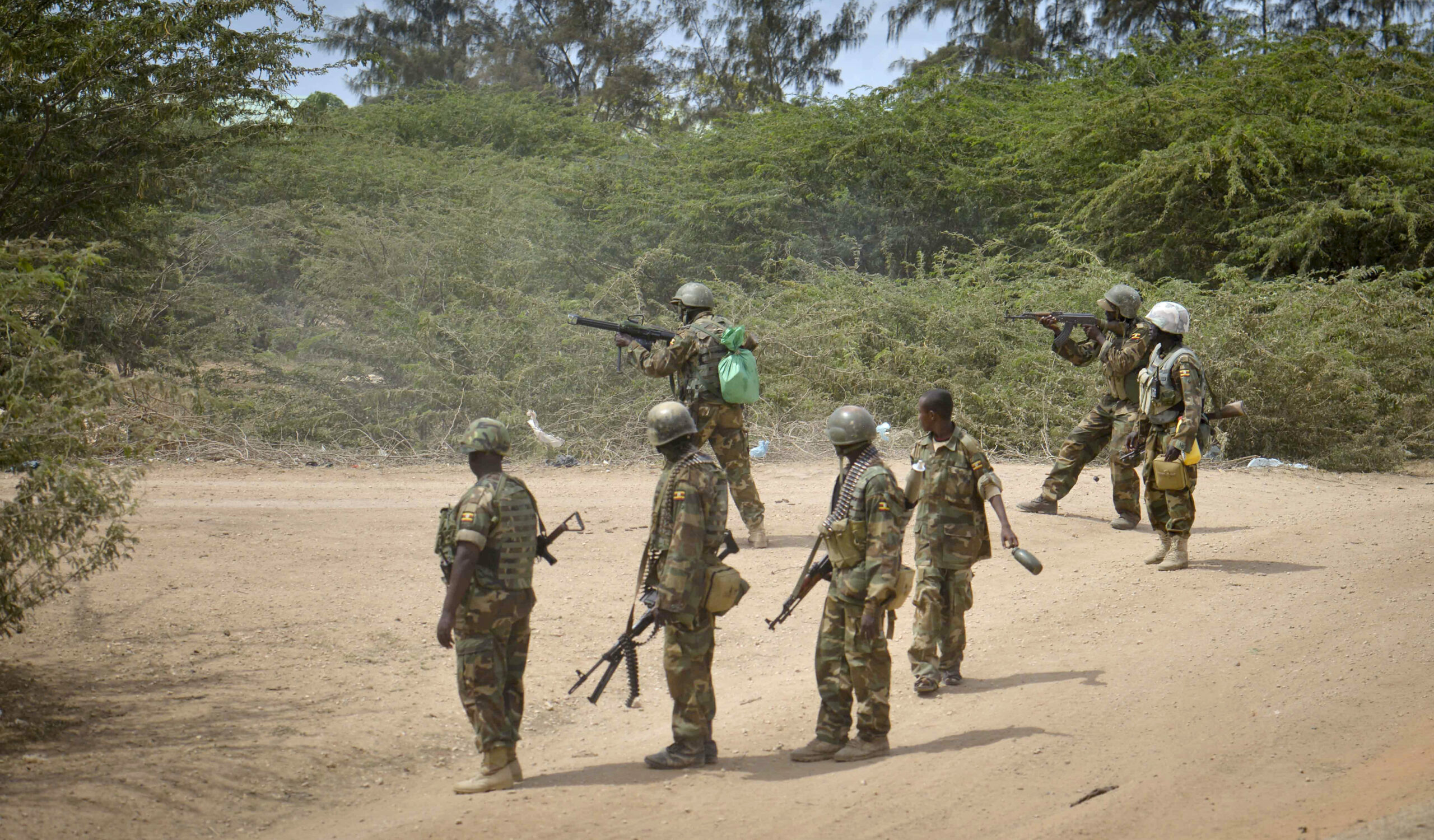 Somali troops oust militants from southern town