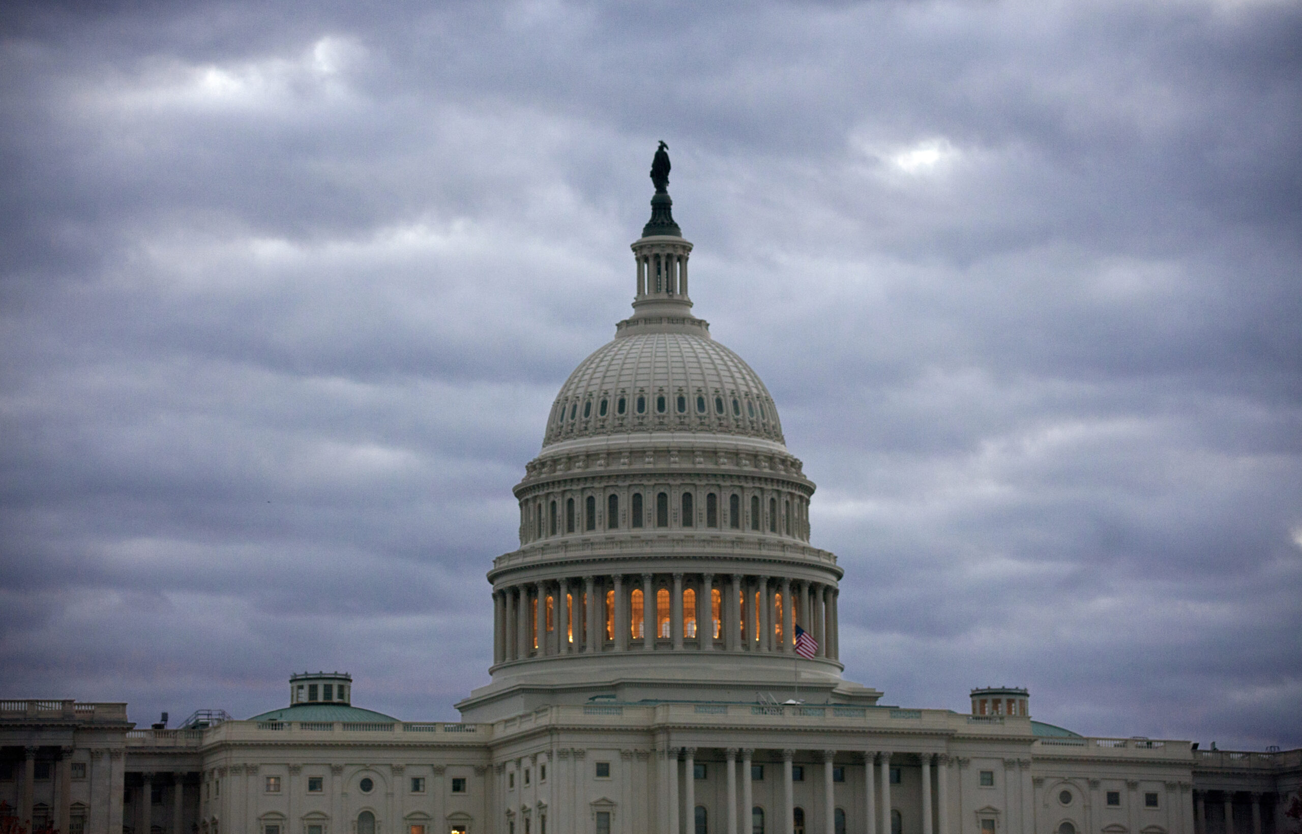 AP-GfK poll: Public admiration of Obama drops