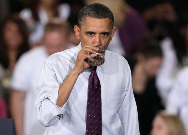 President Obama is an anomaly in a town that runs on coffee. Apparently, he gets his caffeine fix from tea instead. (AP Photo/Carolyn Kaster)
