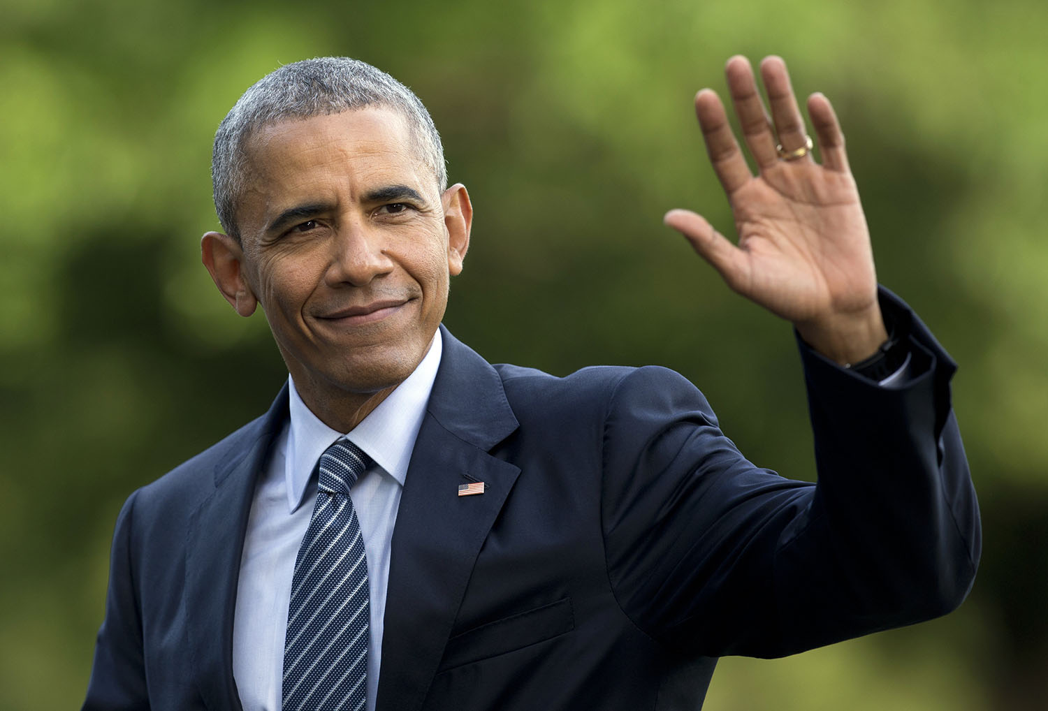 Obama’s no Reagan, Americans say — more like a Clinton