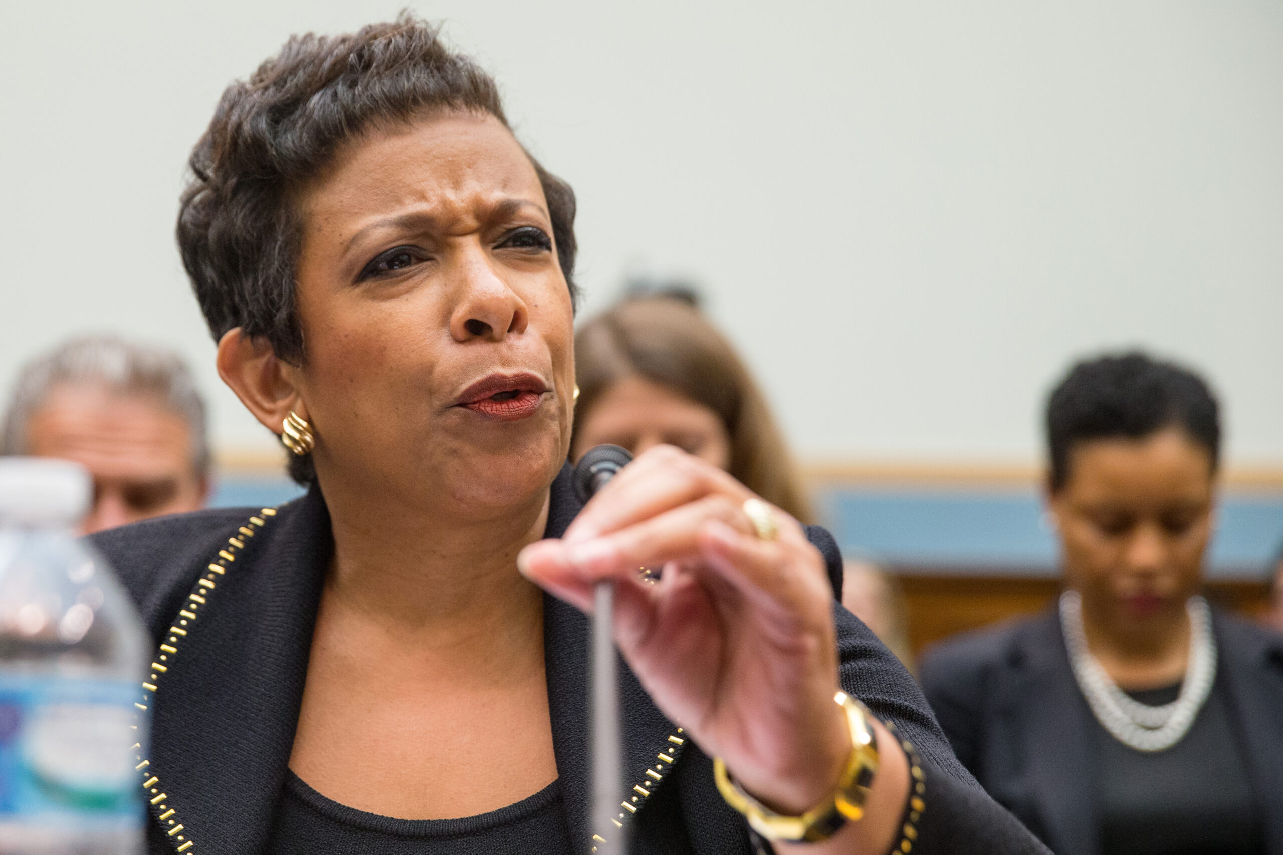 Lynch dodges questions about VA scandal