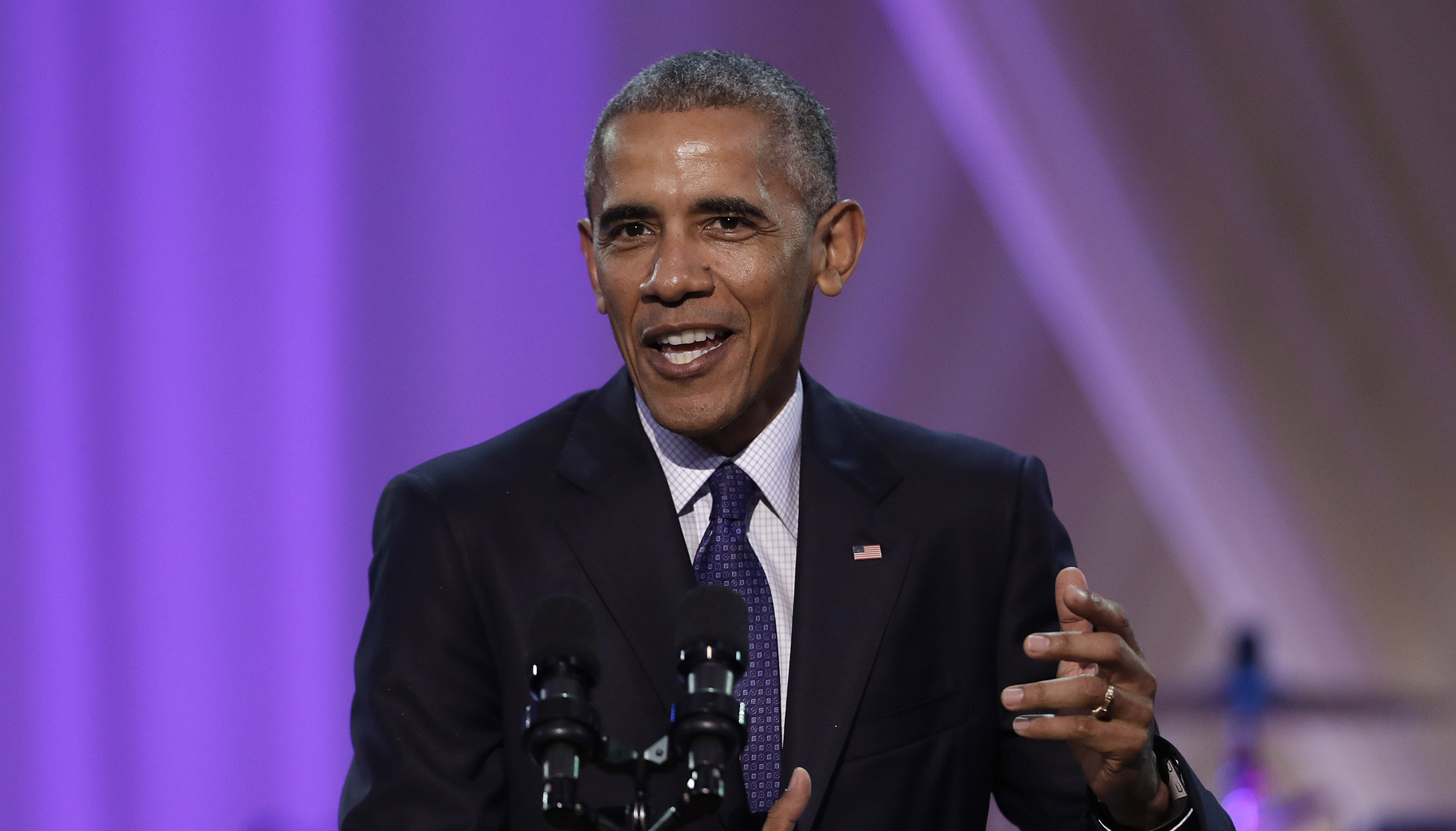 ‘No twerking’ for Obama at BET music event