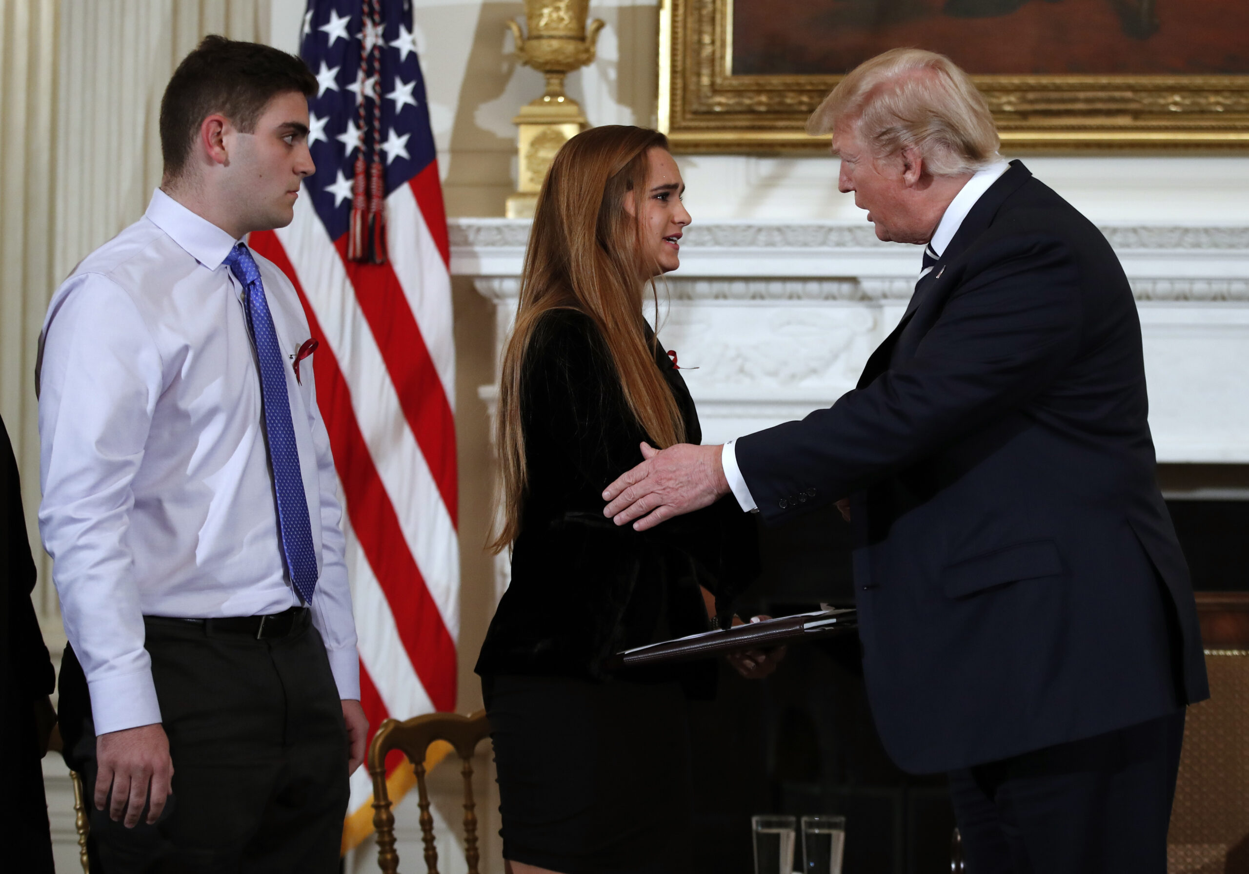 Dem pollster: Trump shows ‘presidential leadership’ on guns, compares to 9/11 Bush