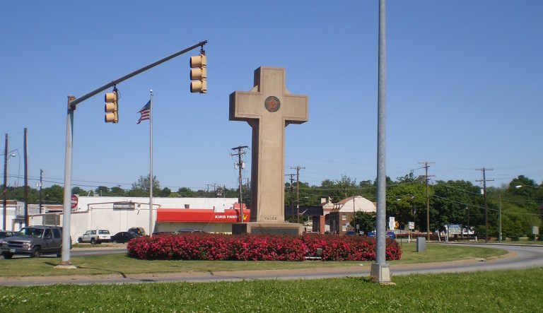 In a 2-1 decision a federal court ruled that the Bladensburg World War I Veterans Memorial, built in memory of the 49 men of Prince George's County who died in World War I, was unconstitutional.