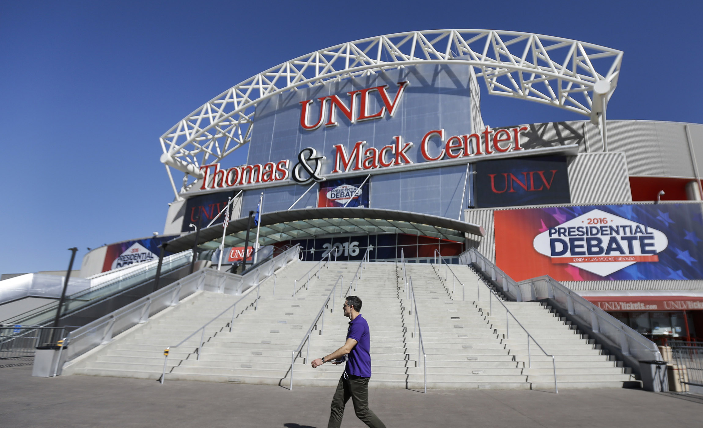 Debate #3: The battle to keep voters at home