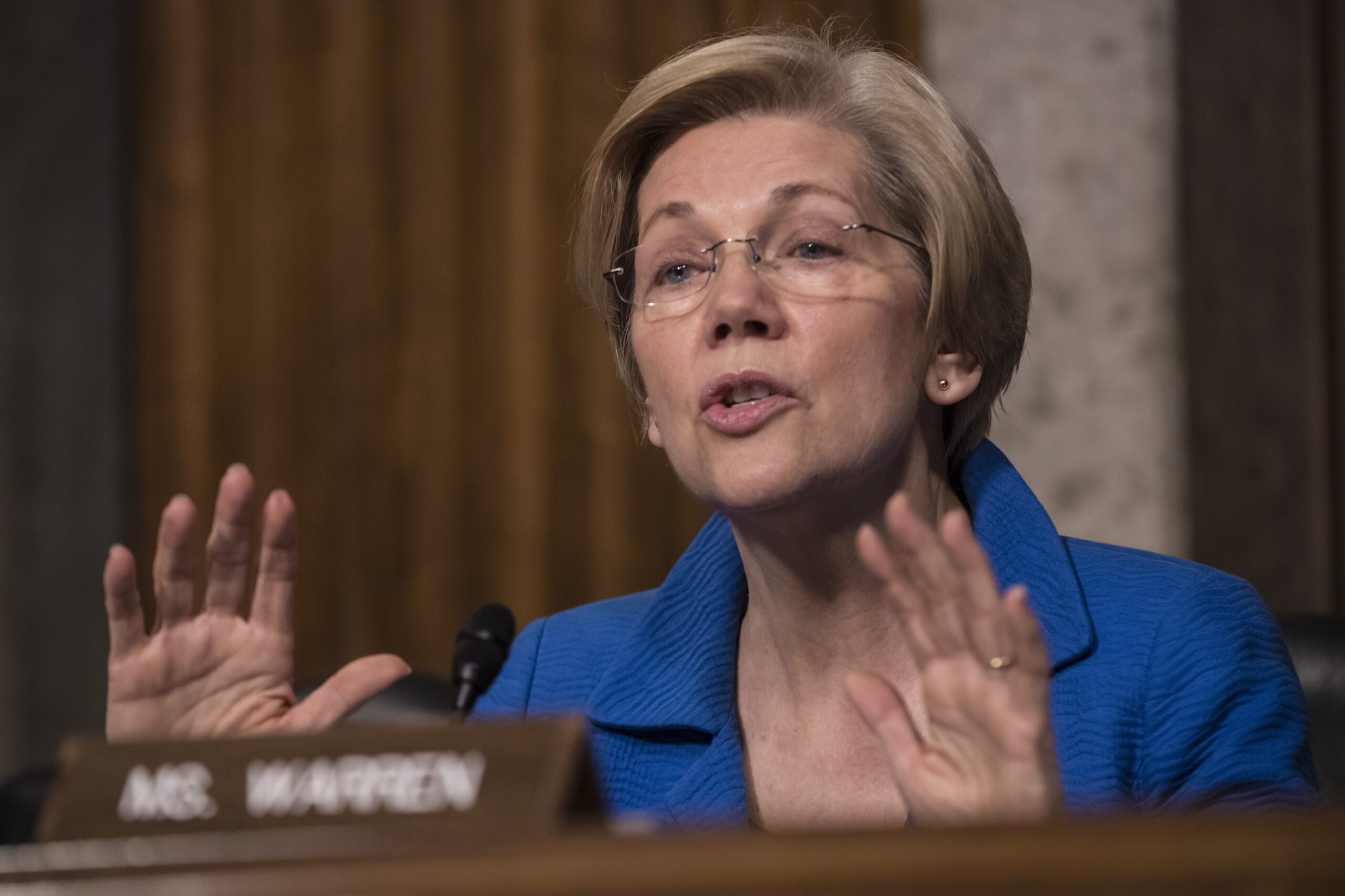 Elizabeth Warren calls for Jeff Sessions to resign ‘now’