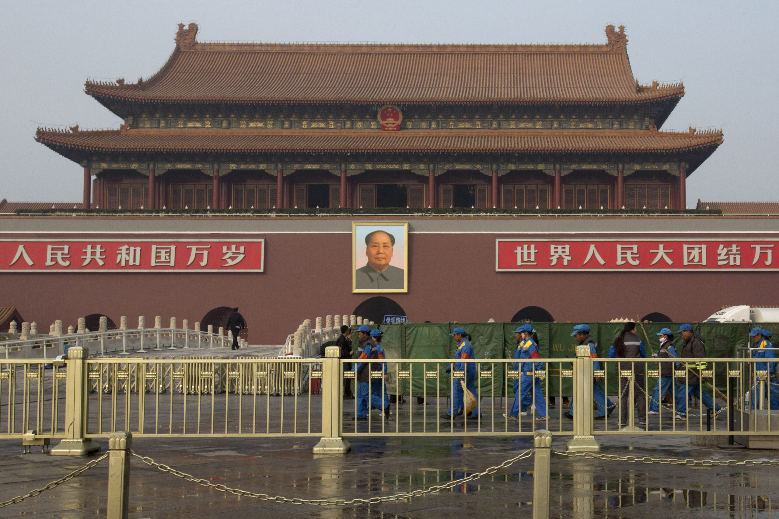 China executes 13 over terrorism, violent crimes