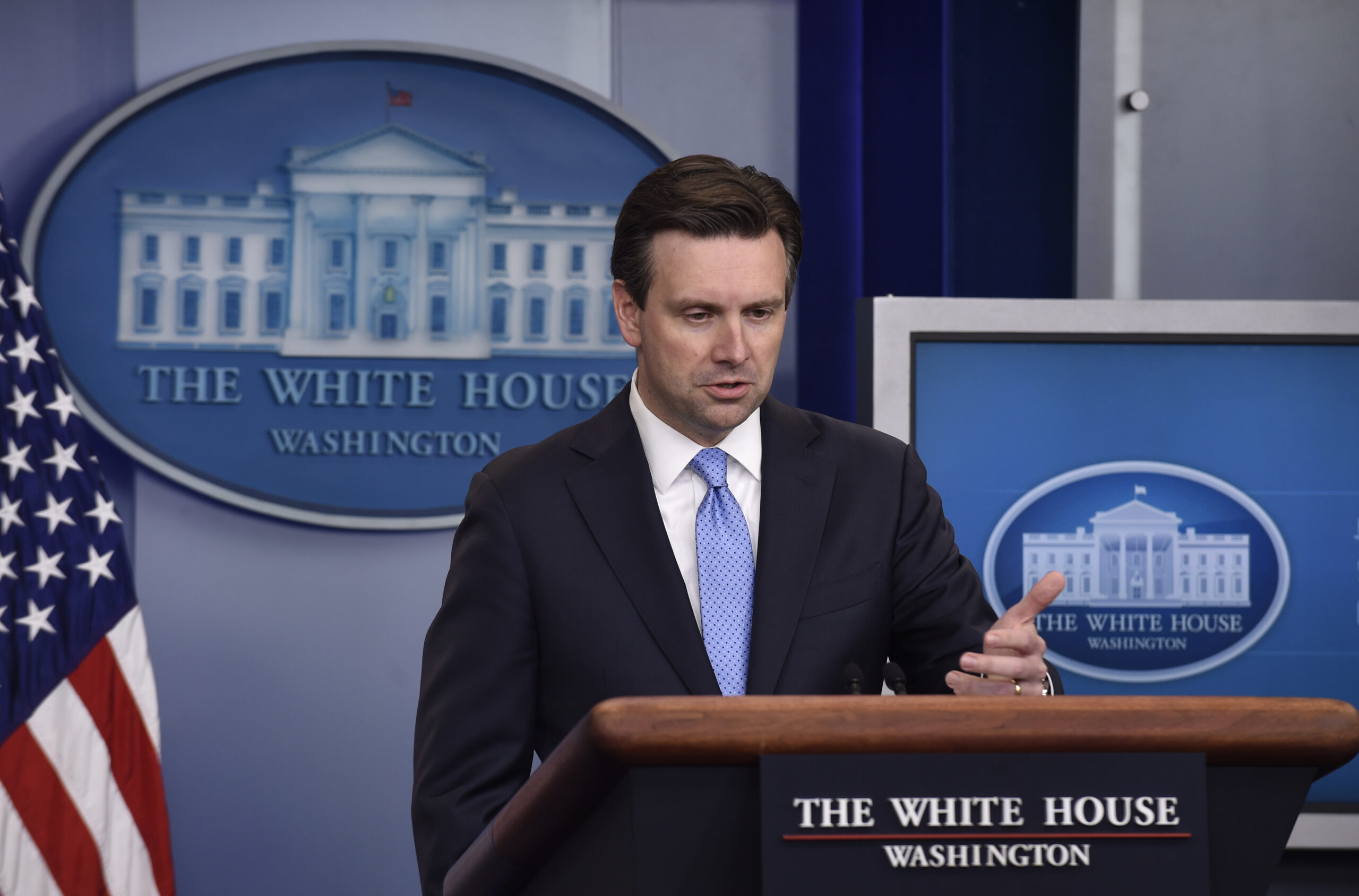 White House blames GOP for cyberattacks
