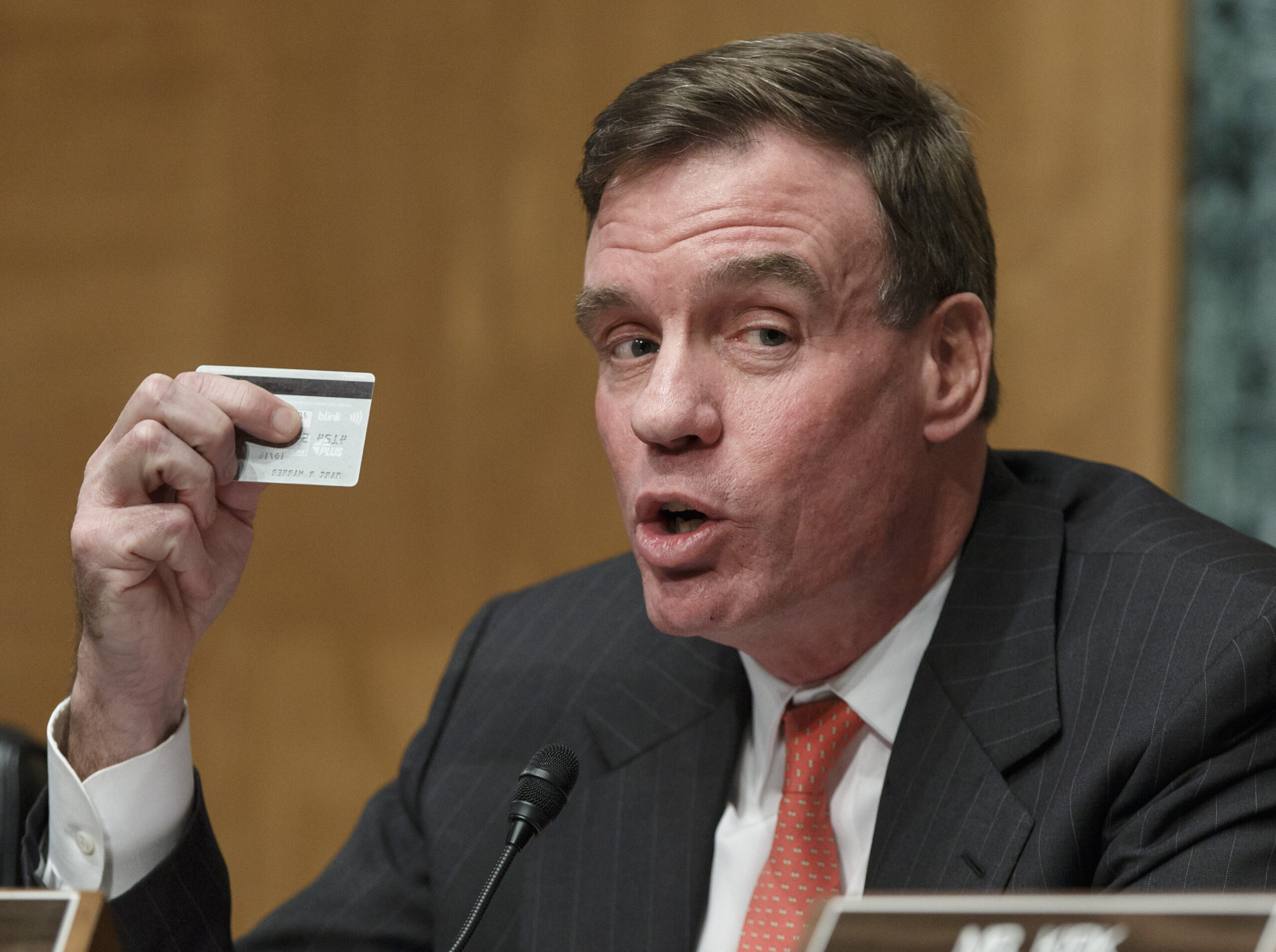 Target data breach pits banks against retailers