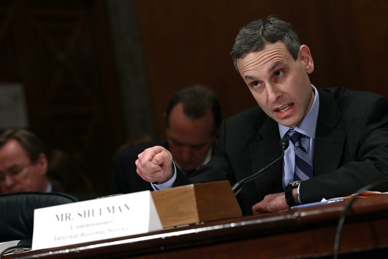 IRS seeks 4,000 agents, $303 million for Obamacare