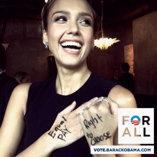 Actress Jessica Alba asks voters to pledge allegiance to Obama