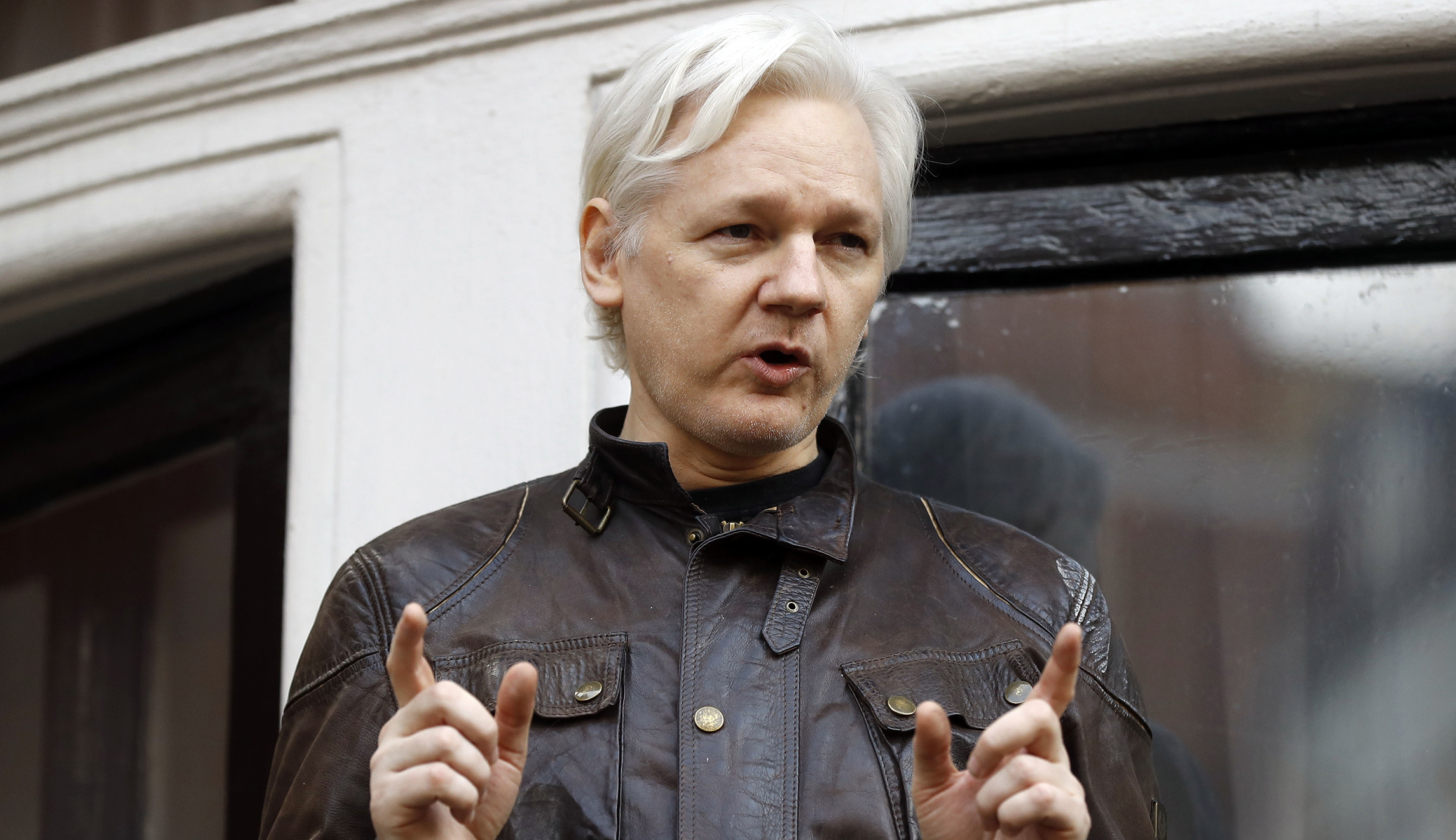 Julian Assange says he urged Donald Trump Jr. to publish emails on WikiLeaks