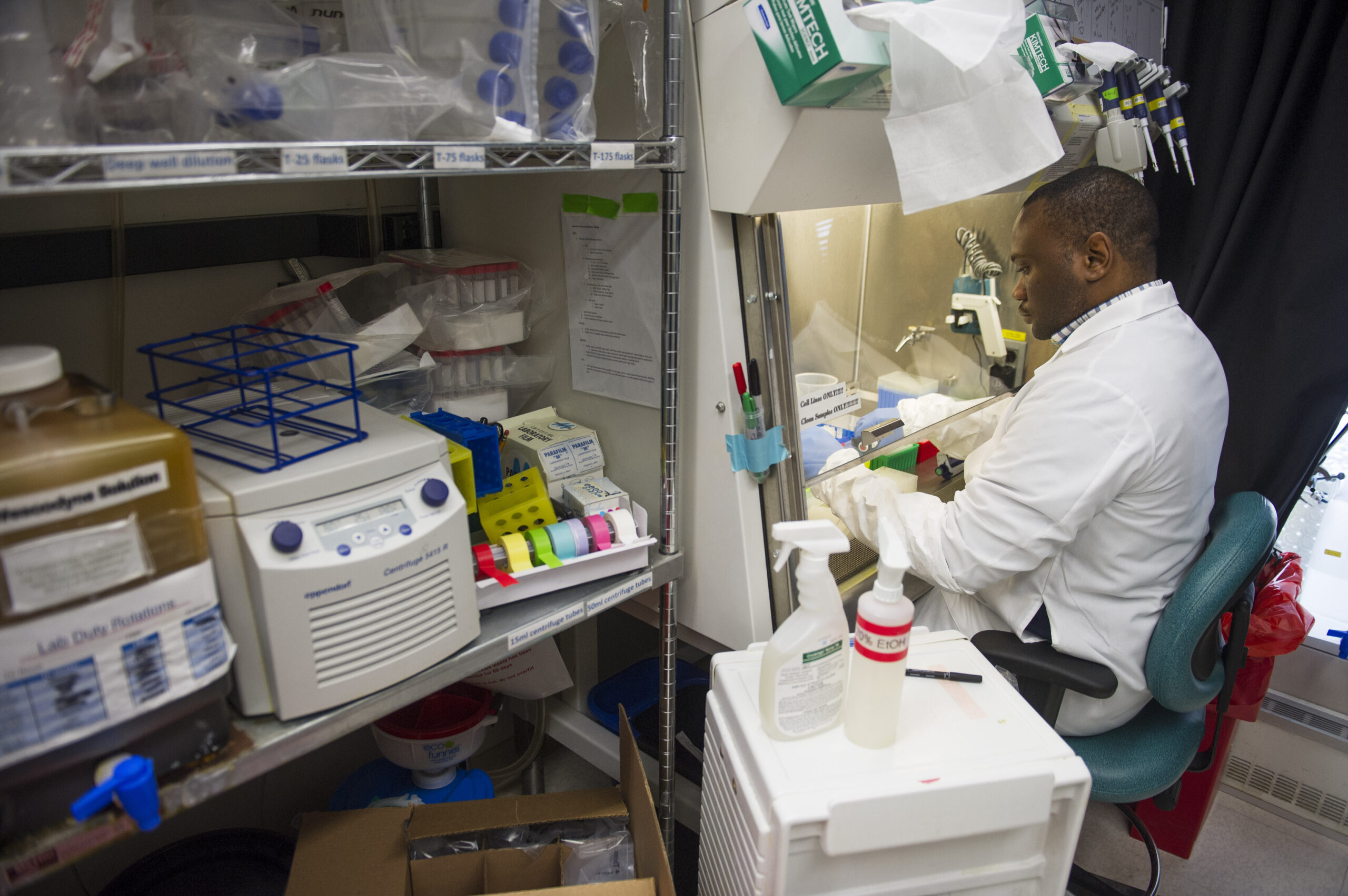 Obama announces next steps for precision medicine effort