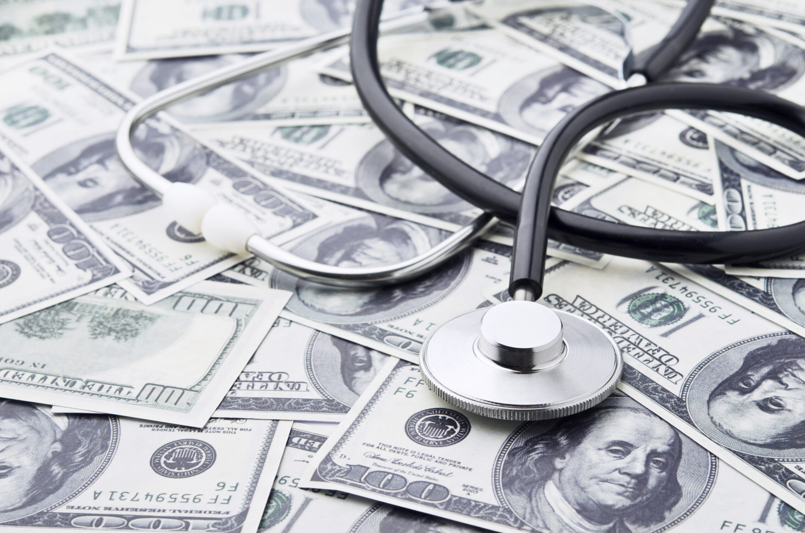 Health care spending spikes at fastest rate since 1980 in first quarter of Obamacare