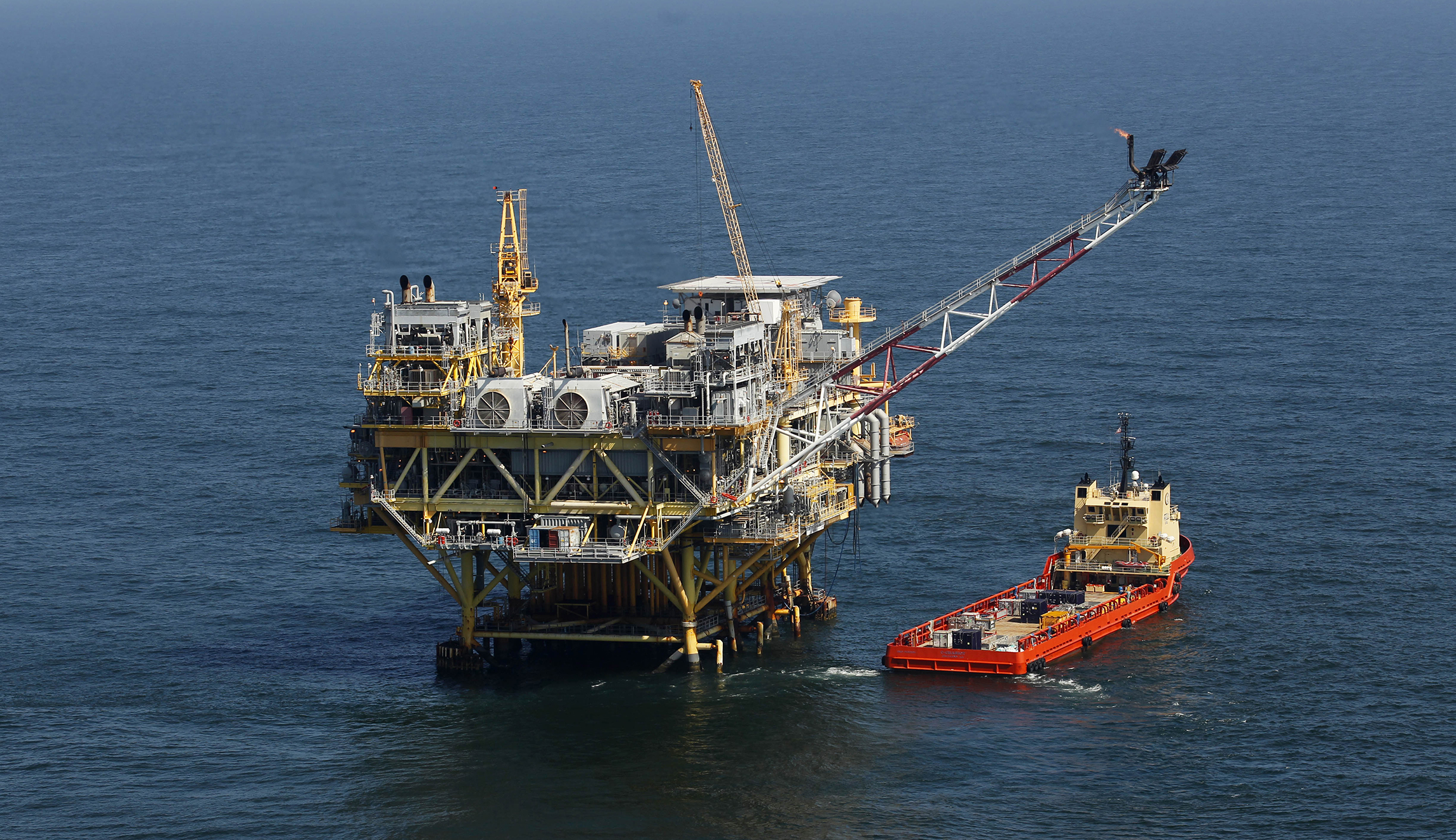 Trump’s rollback of offshore drilling safety rules splits Gulf states