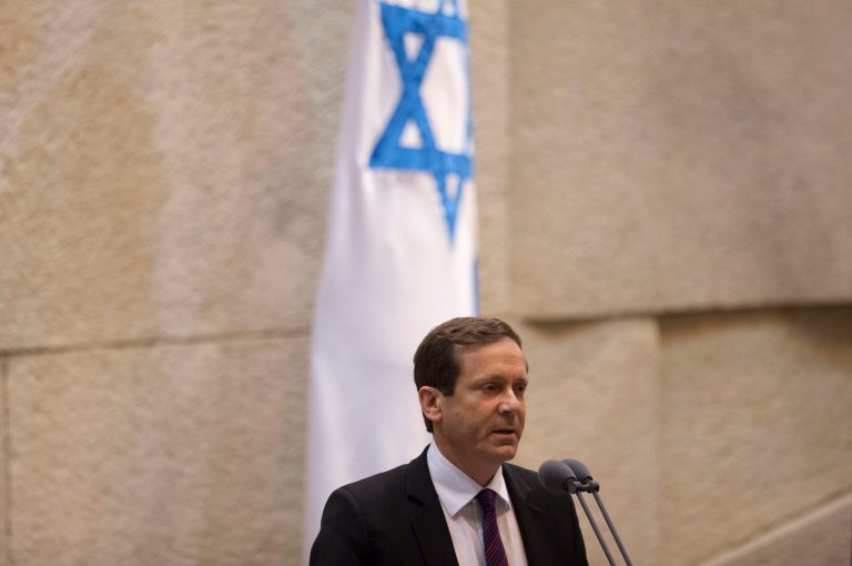 Israeli opposition chief doubts Netanyahu’s ‘guts’