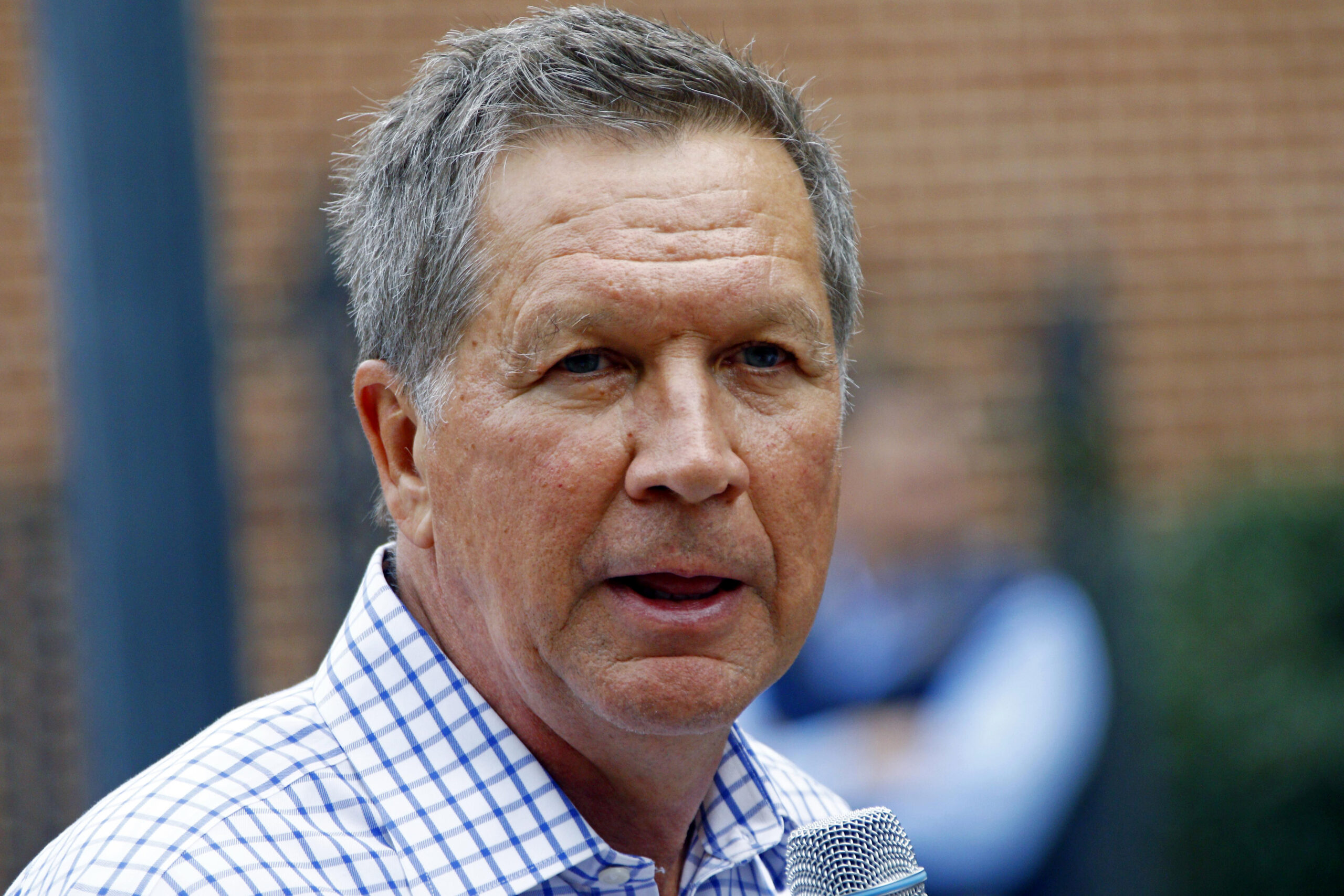 Kasich adds veteran NH strategist