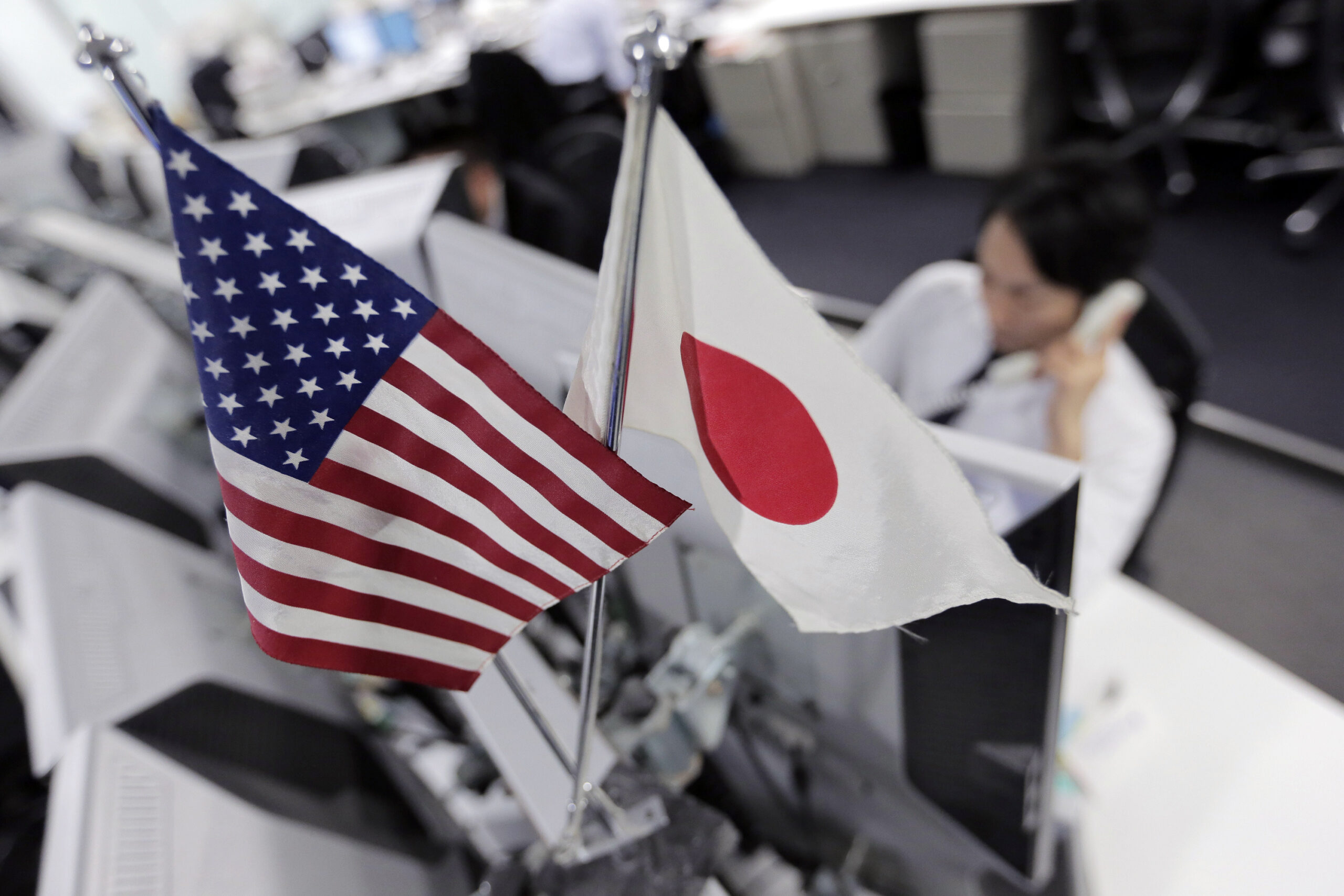 US budget negotiations setback drives stocks down