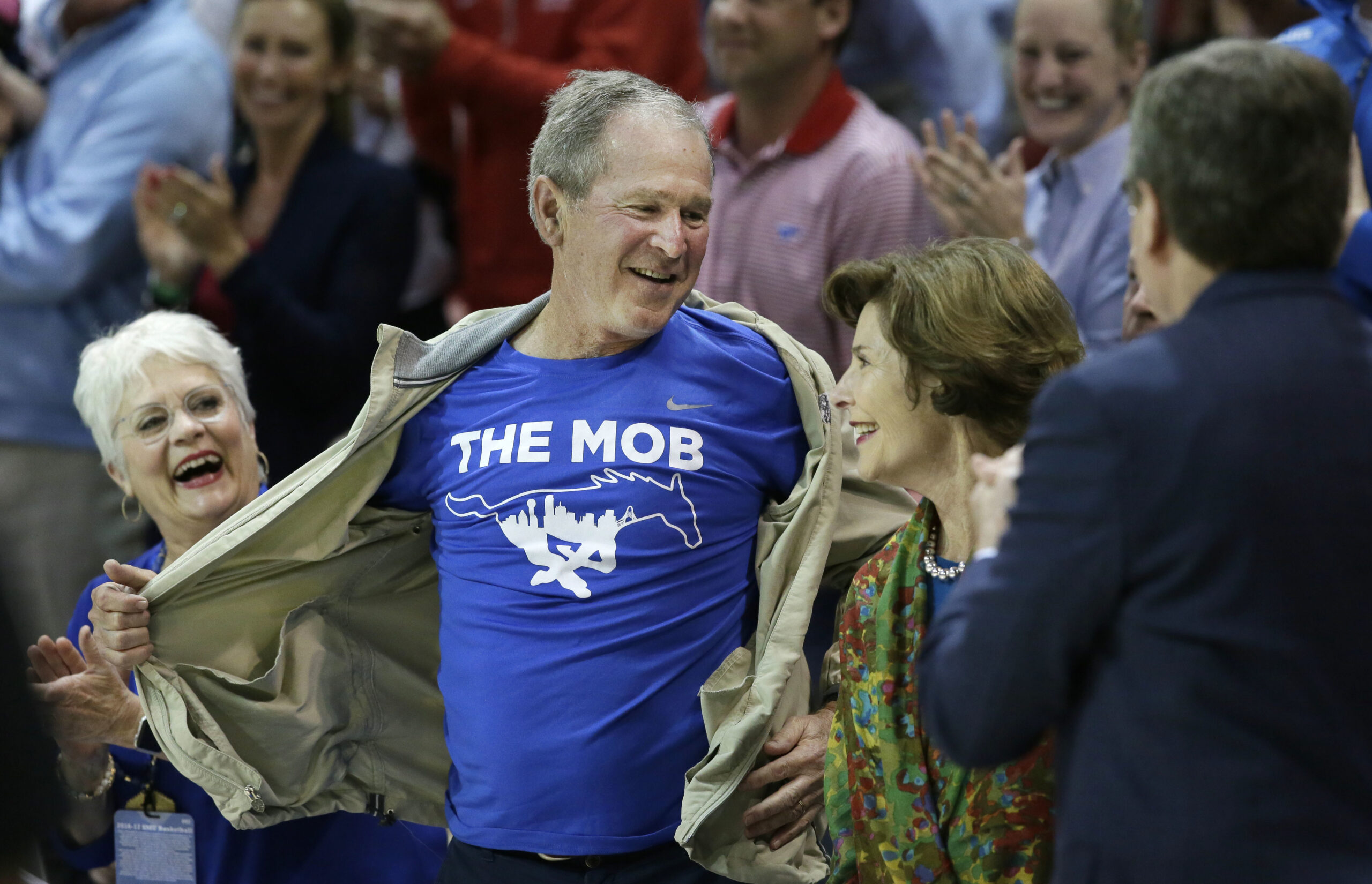 Mainstream Media Scream: Bush doesn’t take blame Trump bait