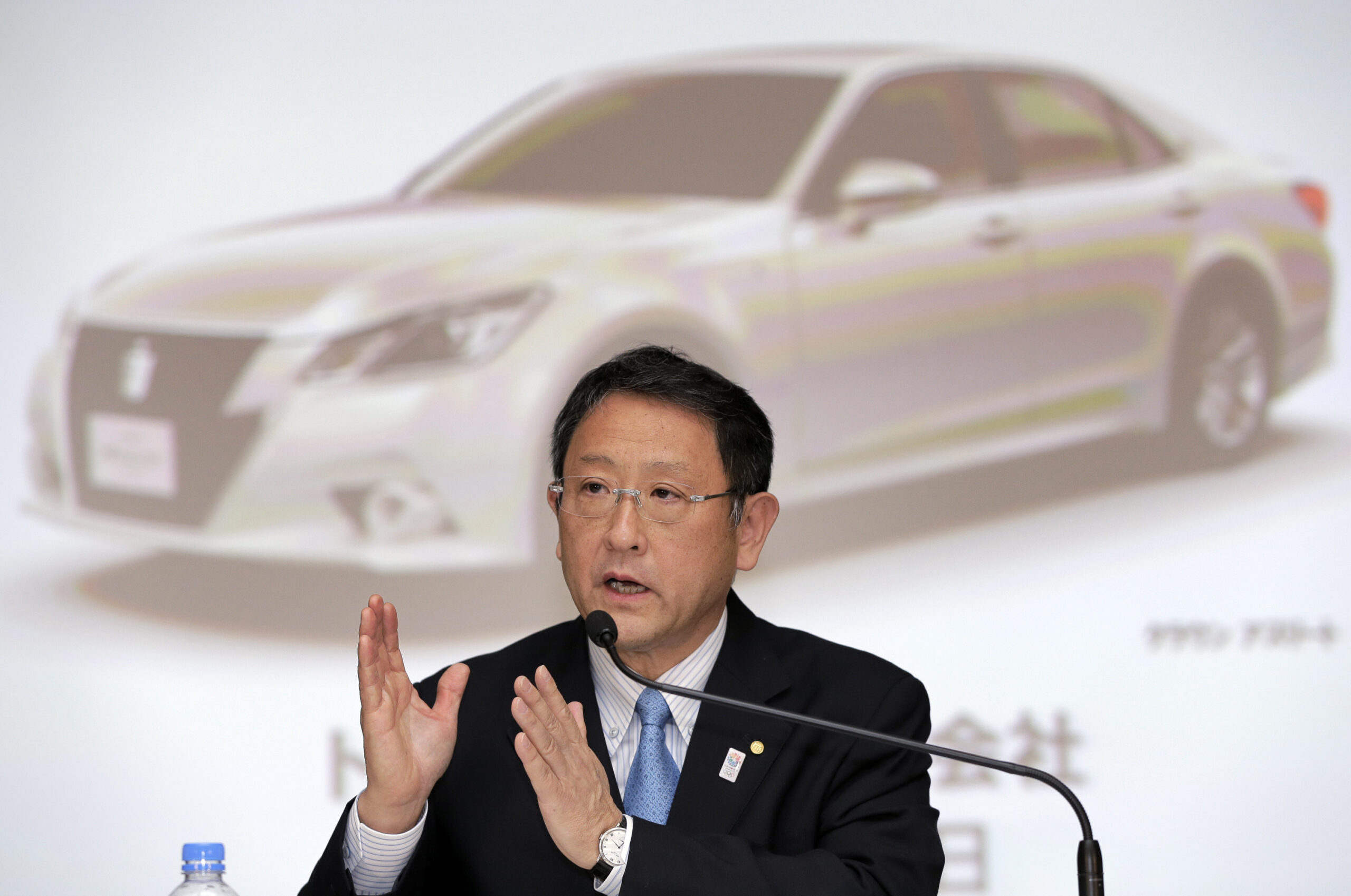 Toyota world’s top selling car maker for 2nd year