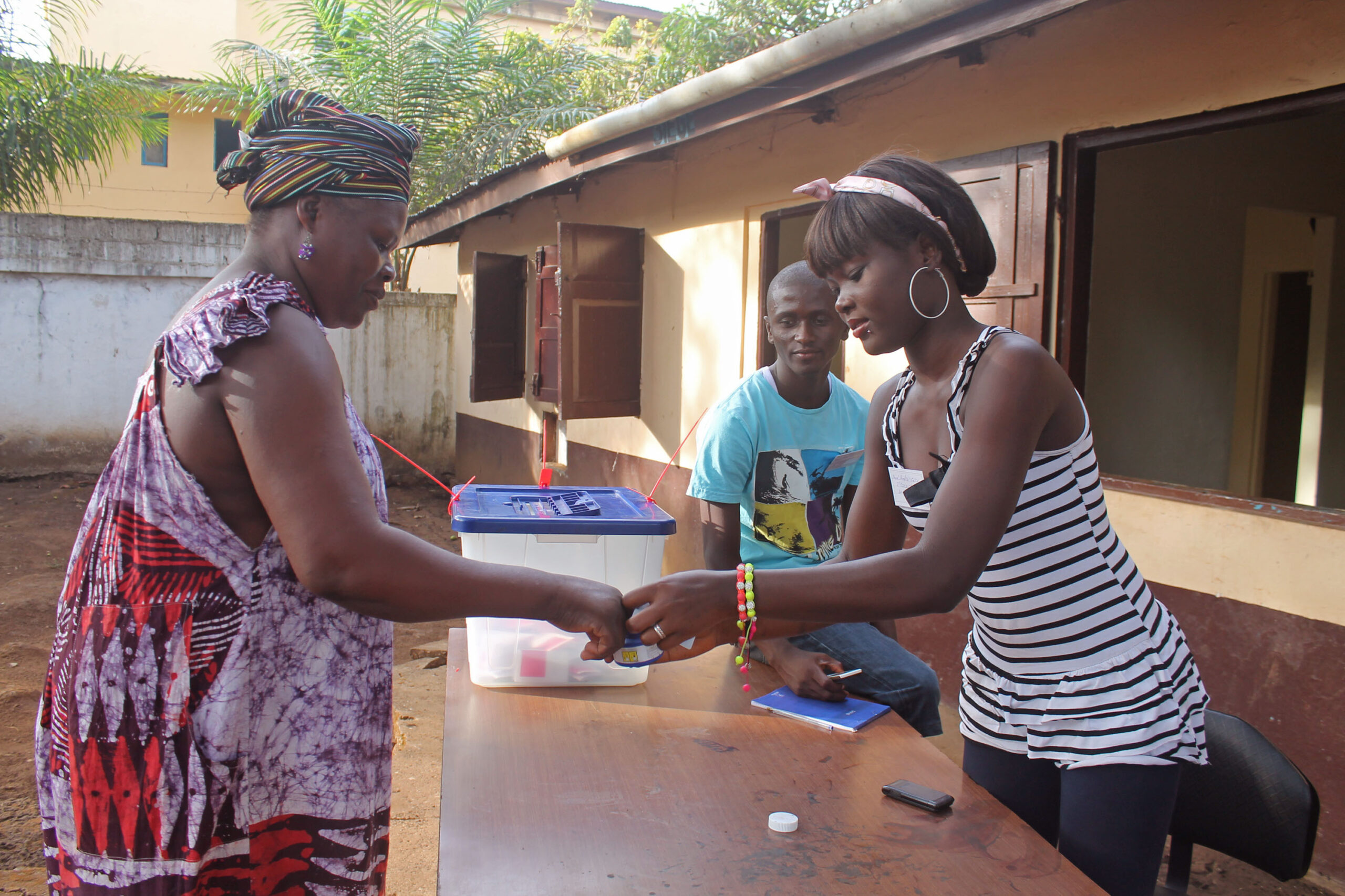 Guinea-Bissau holds presidential runoff vote