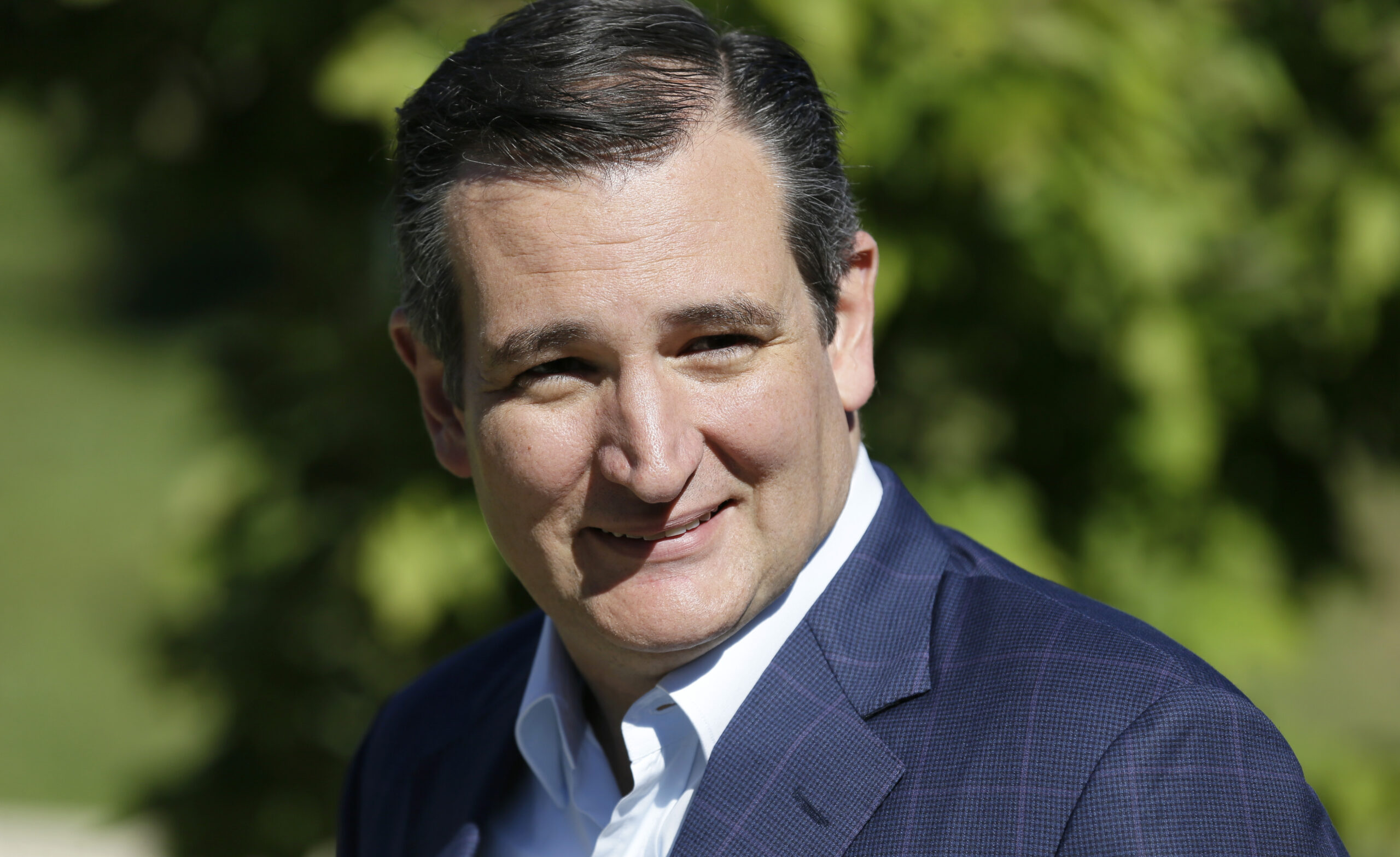 Cruz blasts Boehner on way out