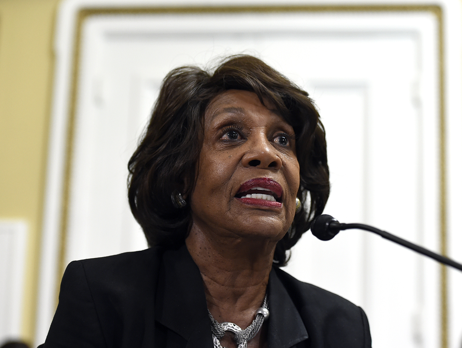 Maxine Waters: Something is ‘tragically wrong’ with Trump
