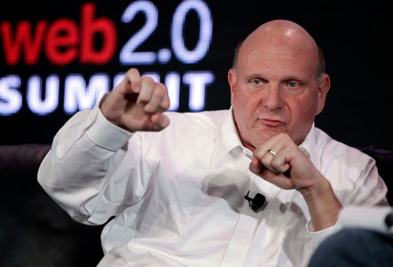 Ballmer brings cheer, competitiveness to Clippers