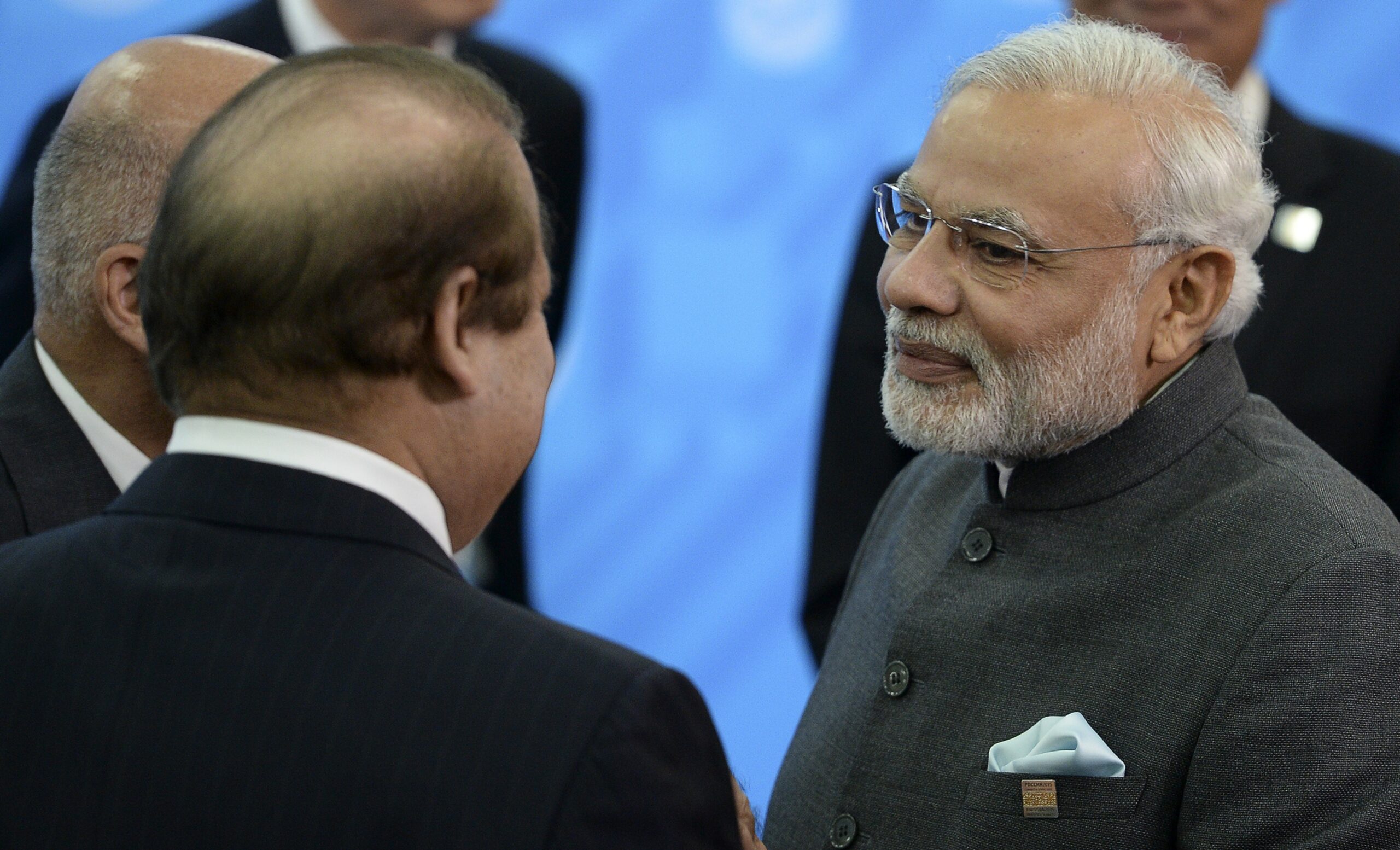 Indian PM visits Pakistan for first time in over a decade