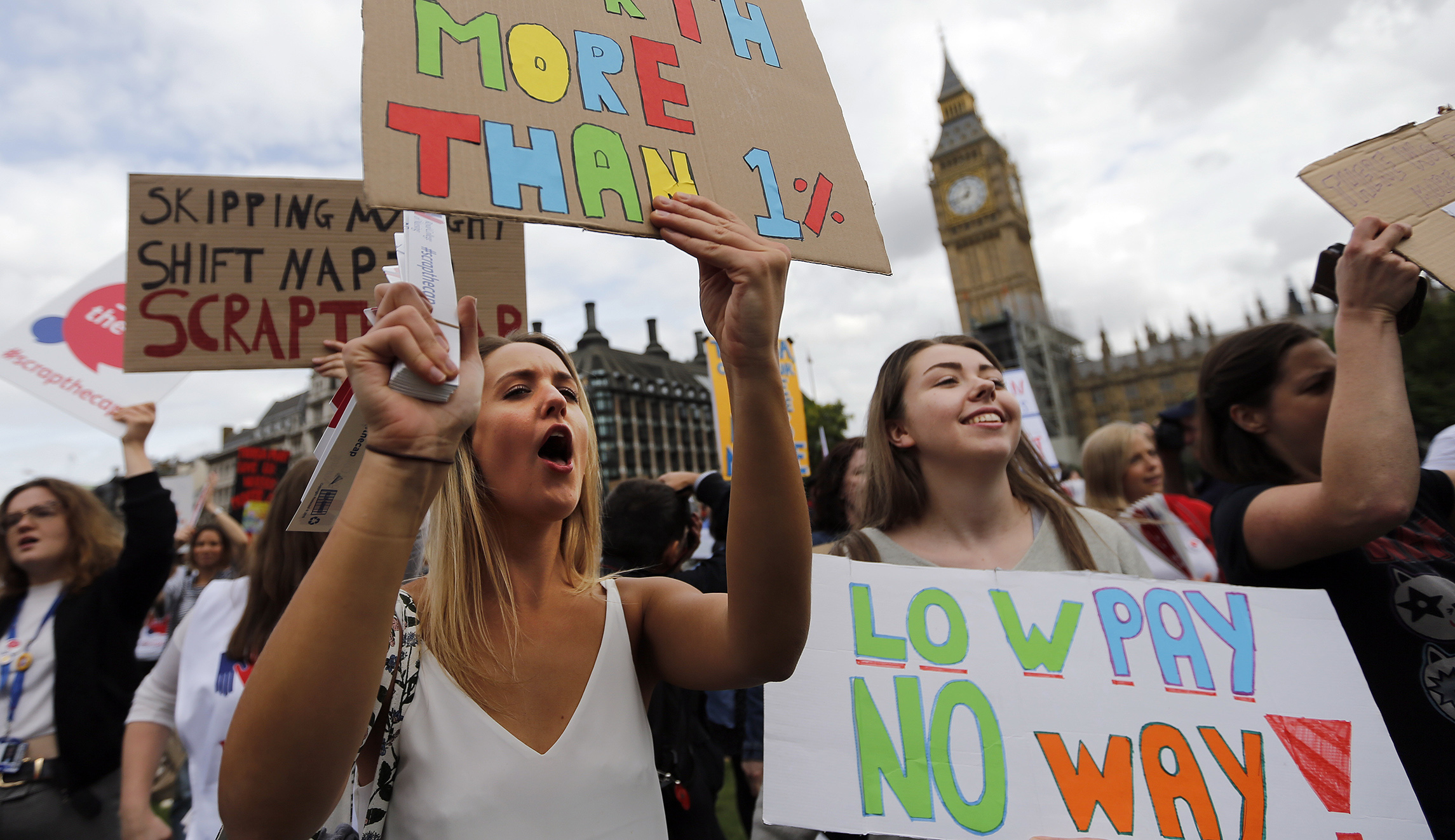 Britain’s bad idea: Pay hikes for government workers