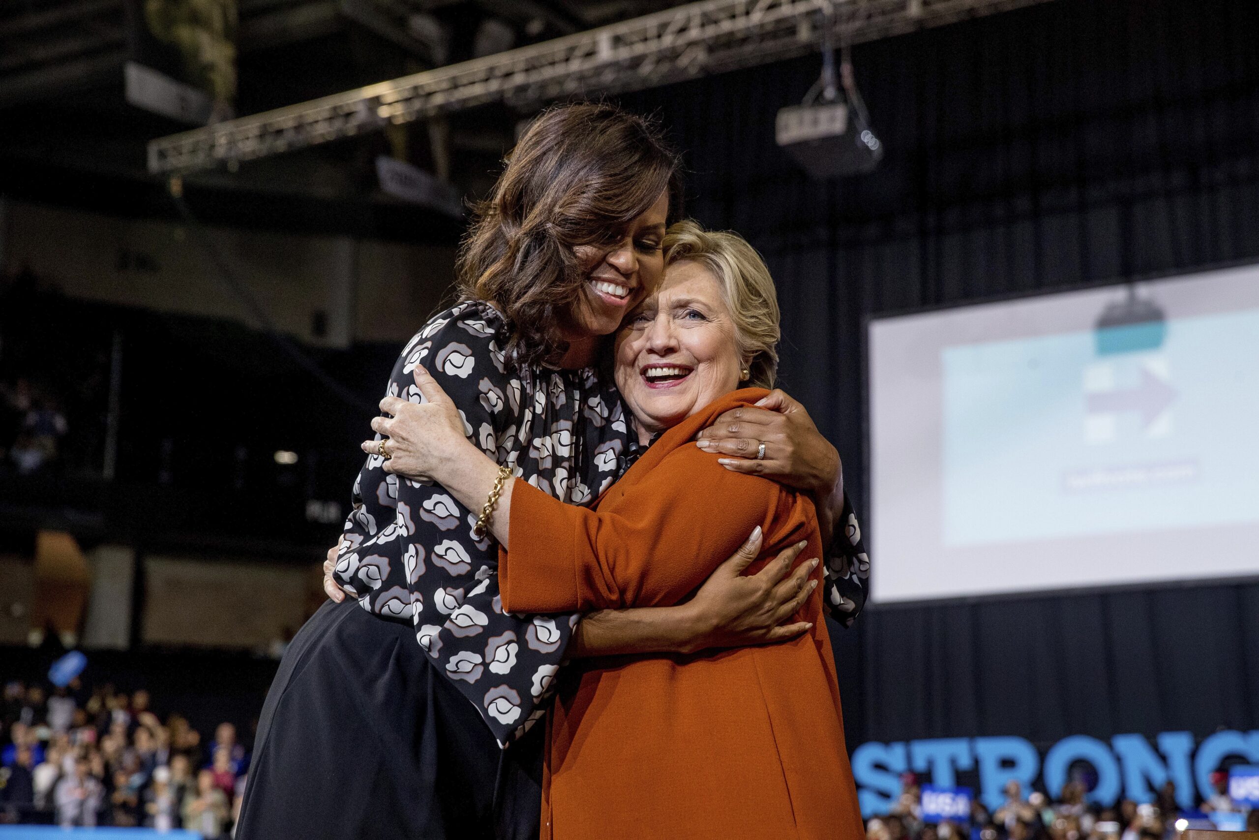 Clinton plays second fiddle to Michelle Obama at her own campaign rally