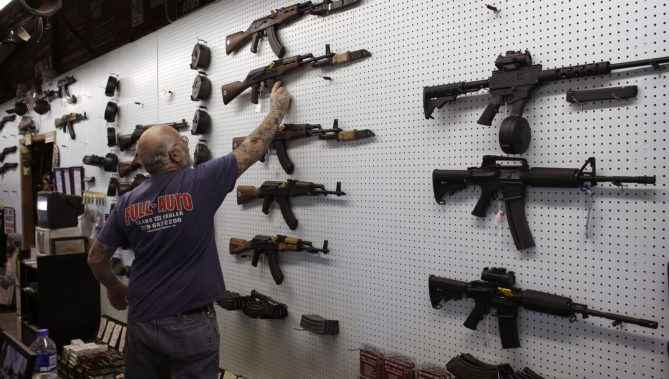 Top Republican donor threatens to withhold money from assault weapons ban opponents