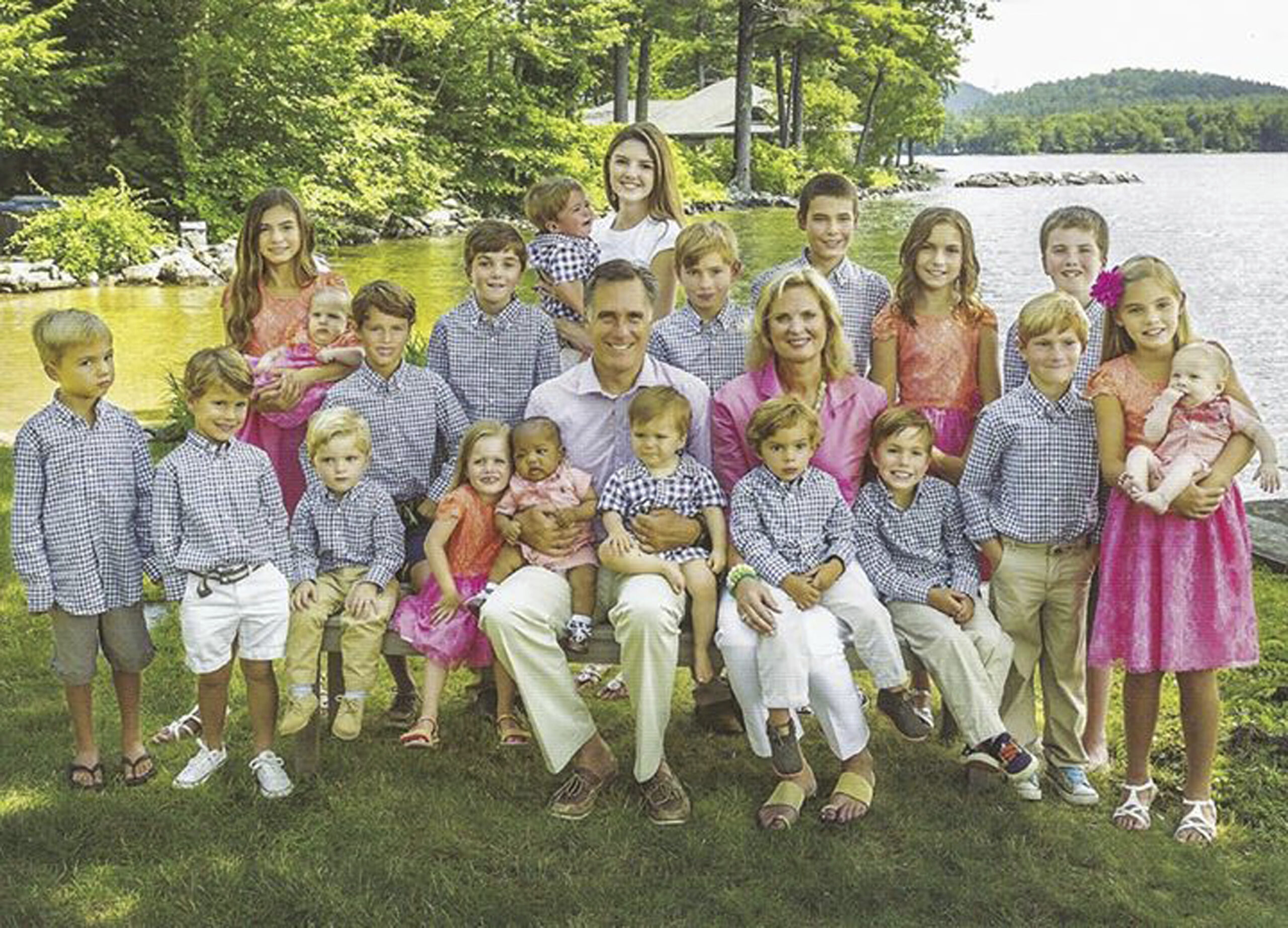 Mitt Romney Christmas card: More grandkids, 21, than Dixville Notch, N.H. voters