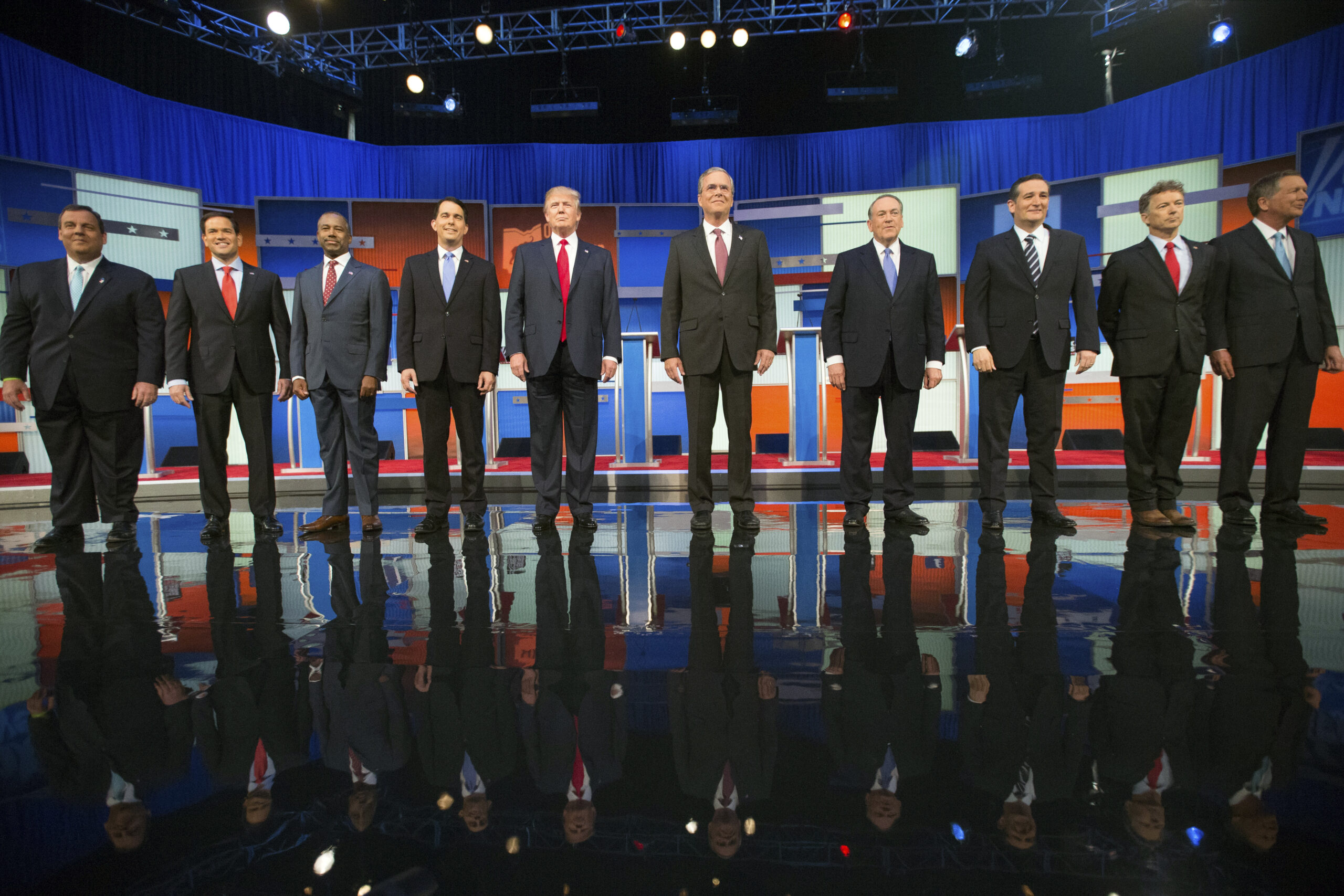 Nancy Reagan invites 16 candidates to CNN GOP presidential debate