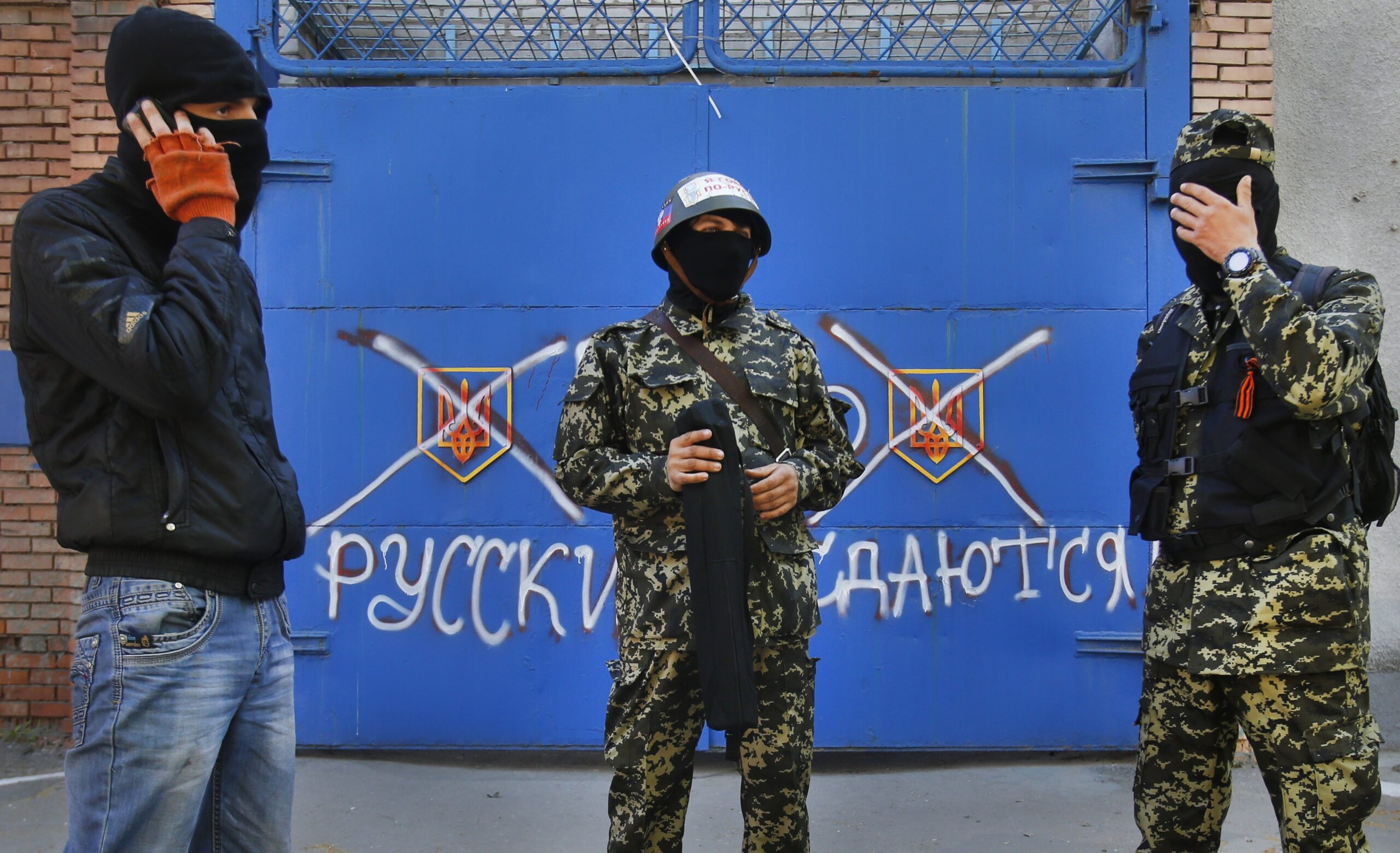 Russia credit rating cut amid Ukraine crisis