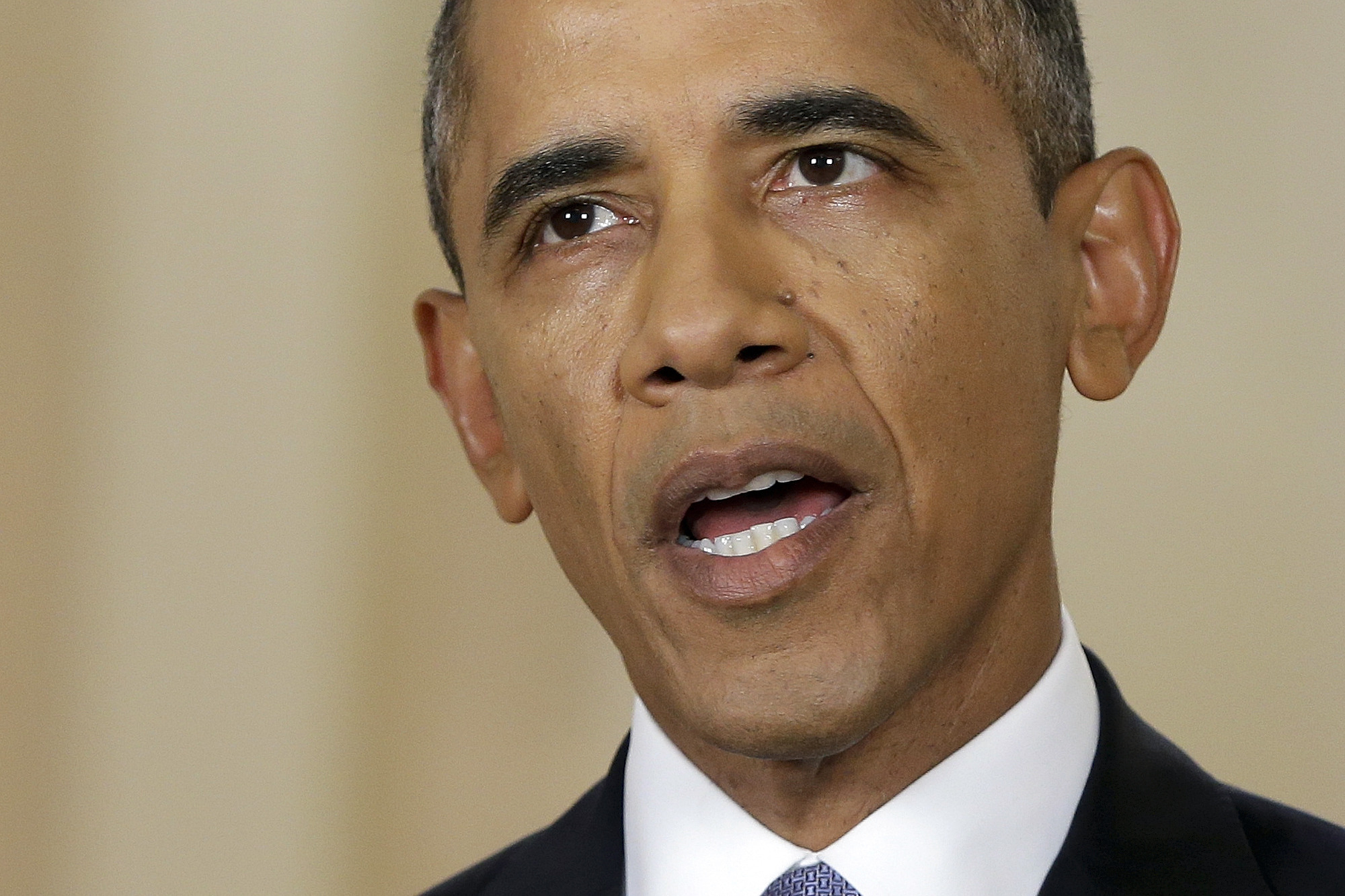 Obama buys time, makes his Syria pitch