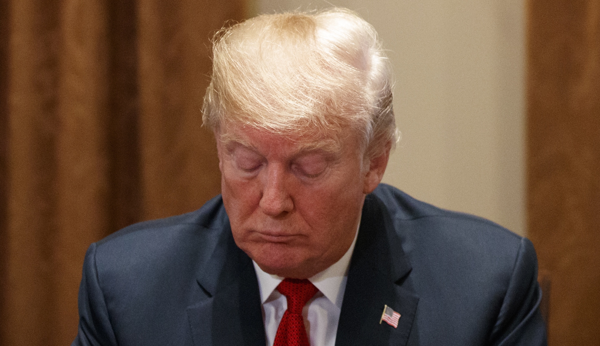 Trump learns perils of promoting the stock market