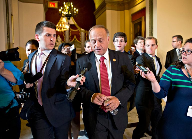 Immigration foes dig in amid expectations in House