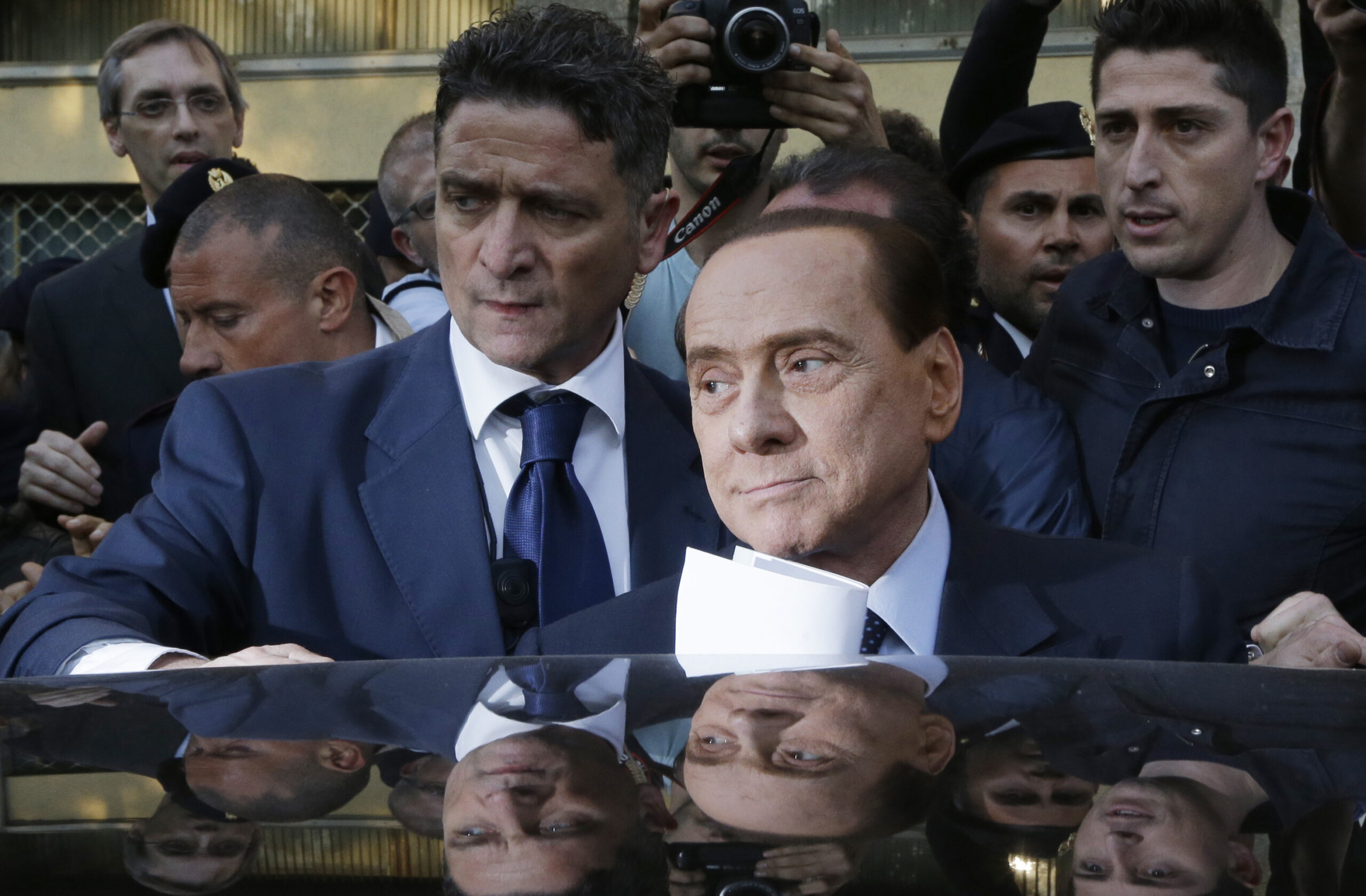 New Berlusconi gaffe: ‘Germans deny death camps’