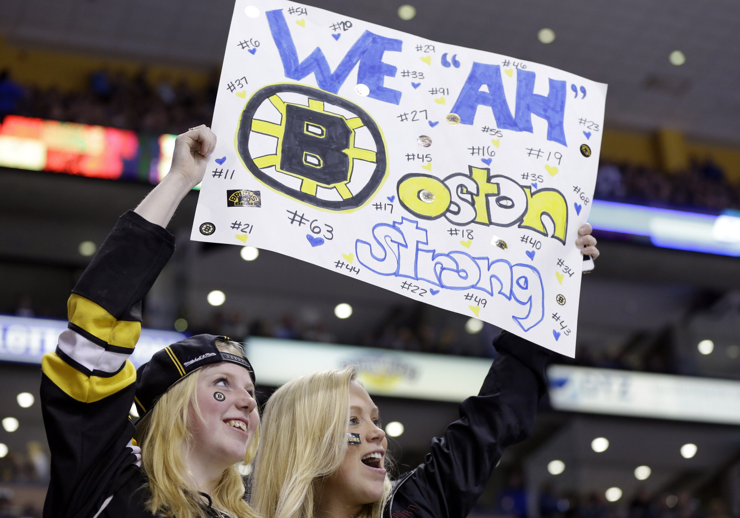 Red Sox, Bruins postpone games during manhunt